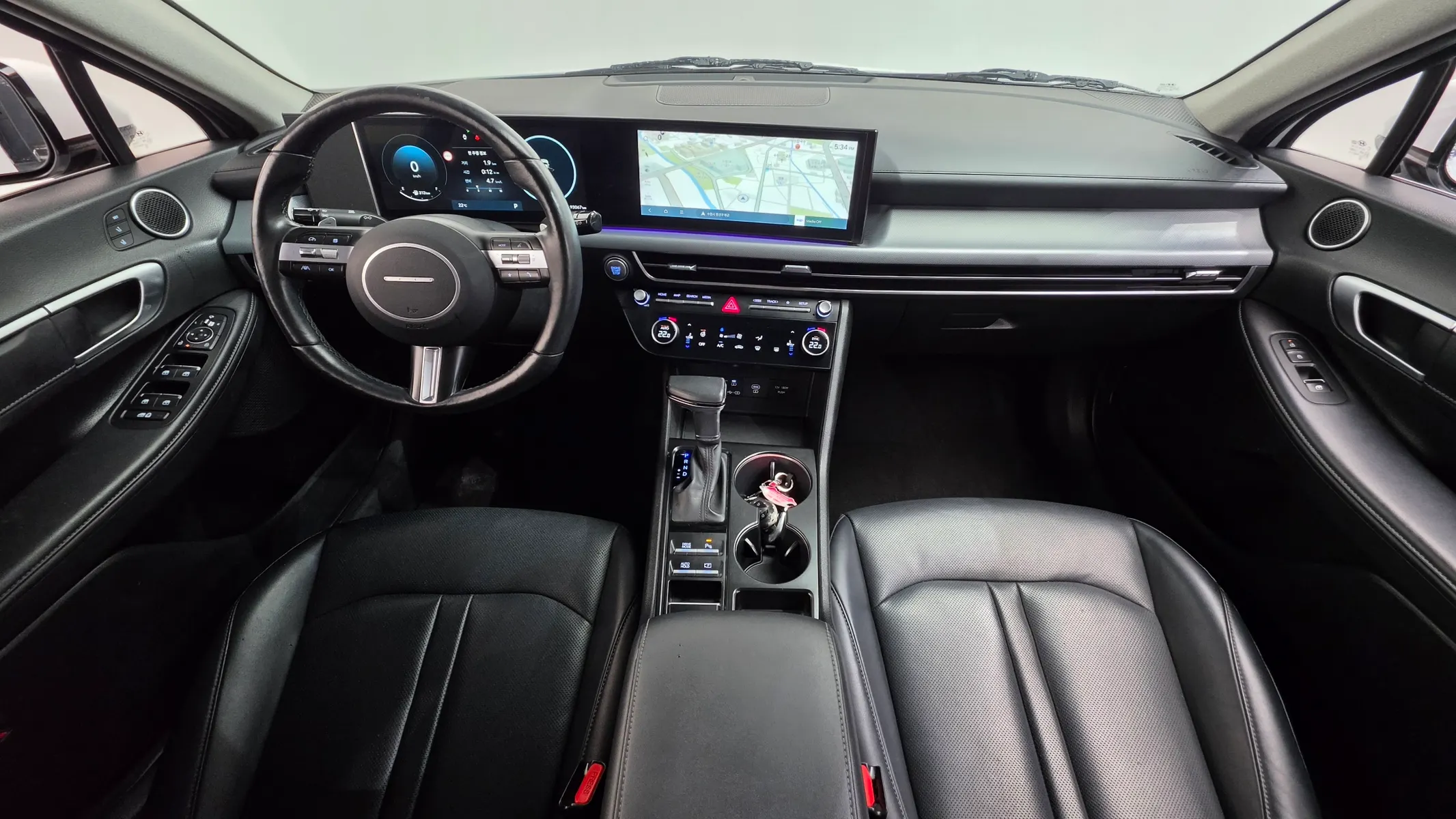 Hyundai (DN8) 2.0 LPG() 2023 4/5