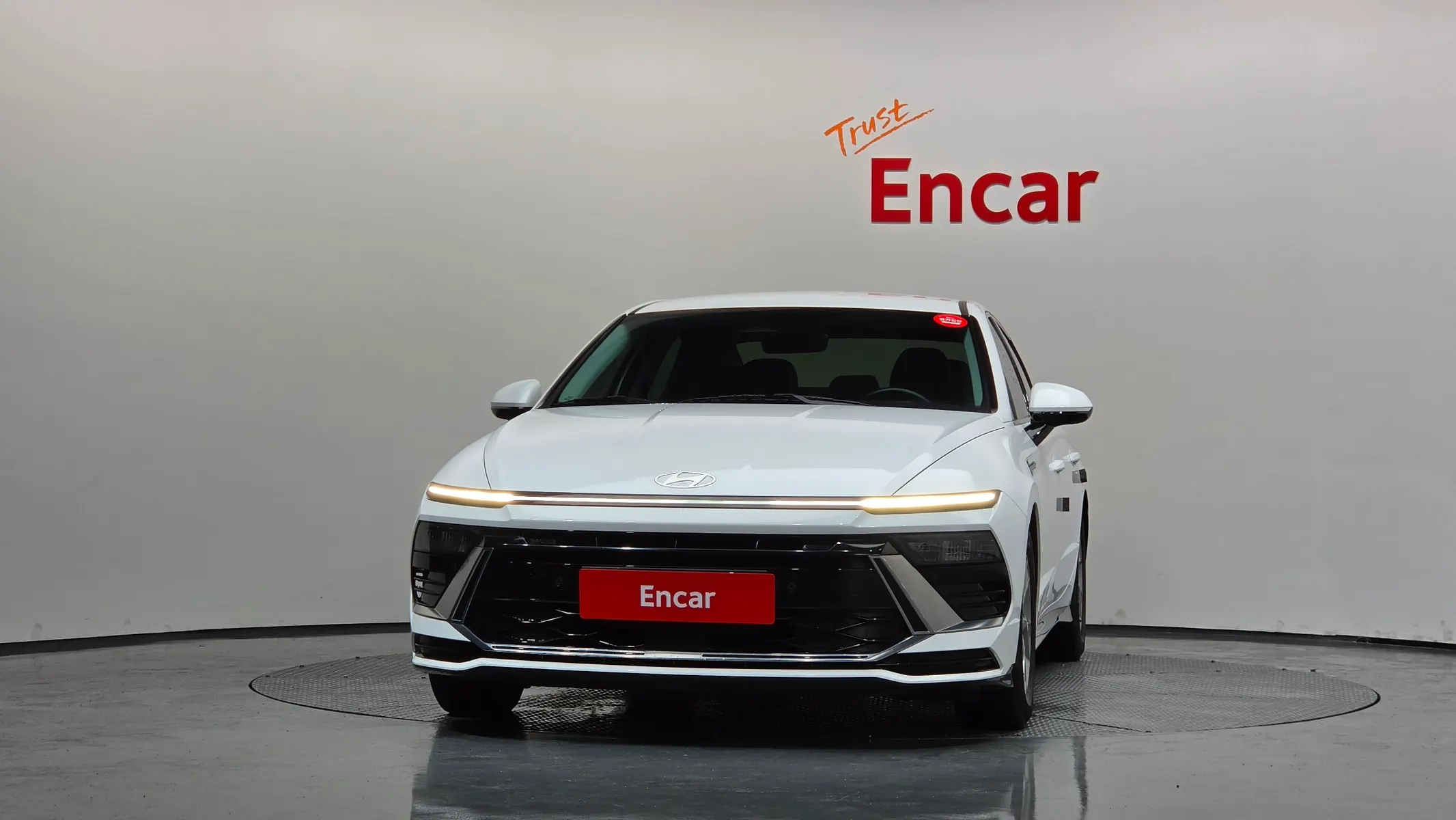 Hyundai (DN8) 2.0 LPG() 2023 2/5