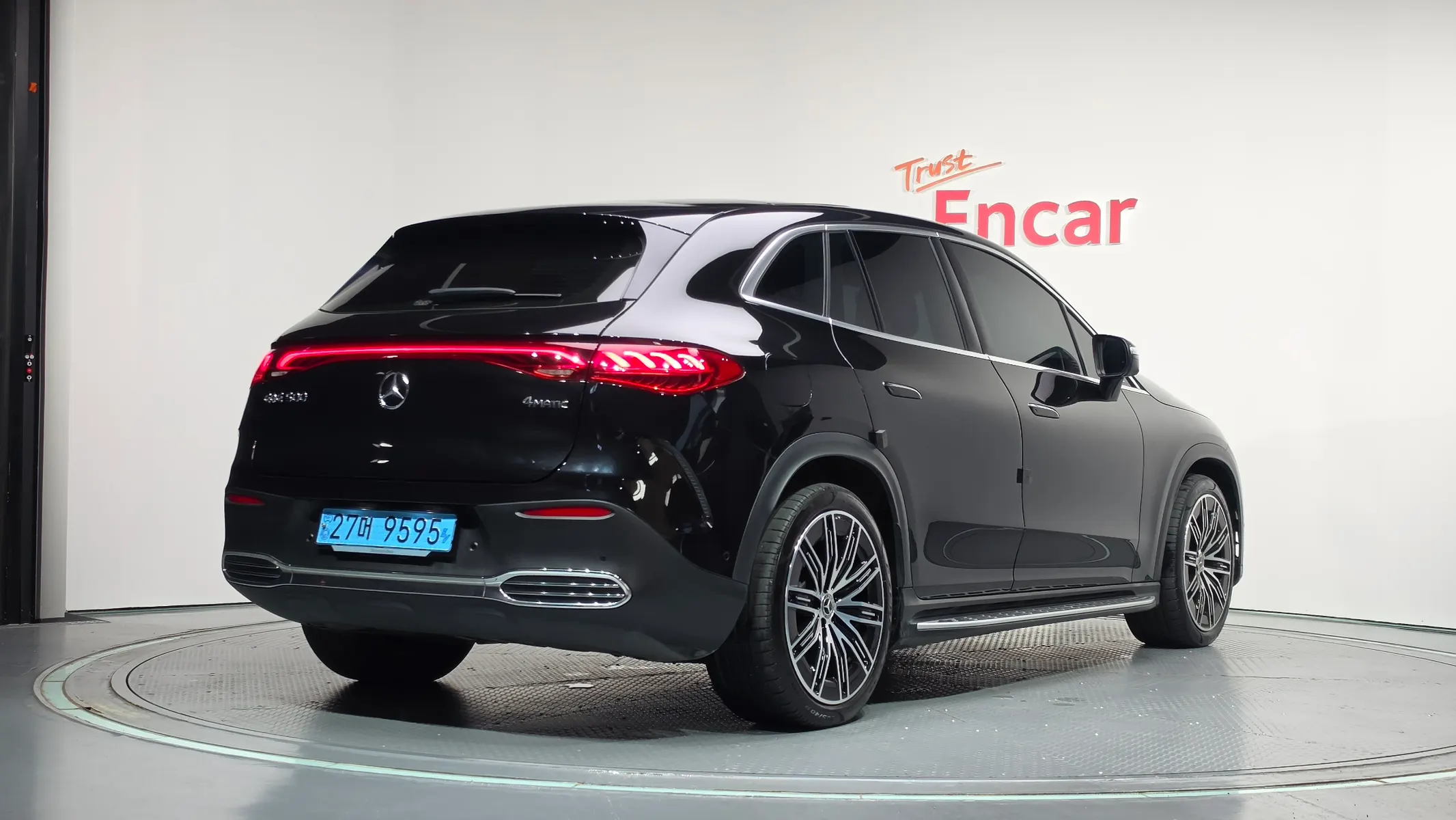 Mercedes-Benz EQE SUV X294 EQE500 4MATIC 2023 2/34