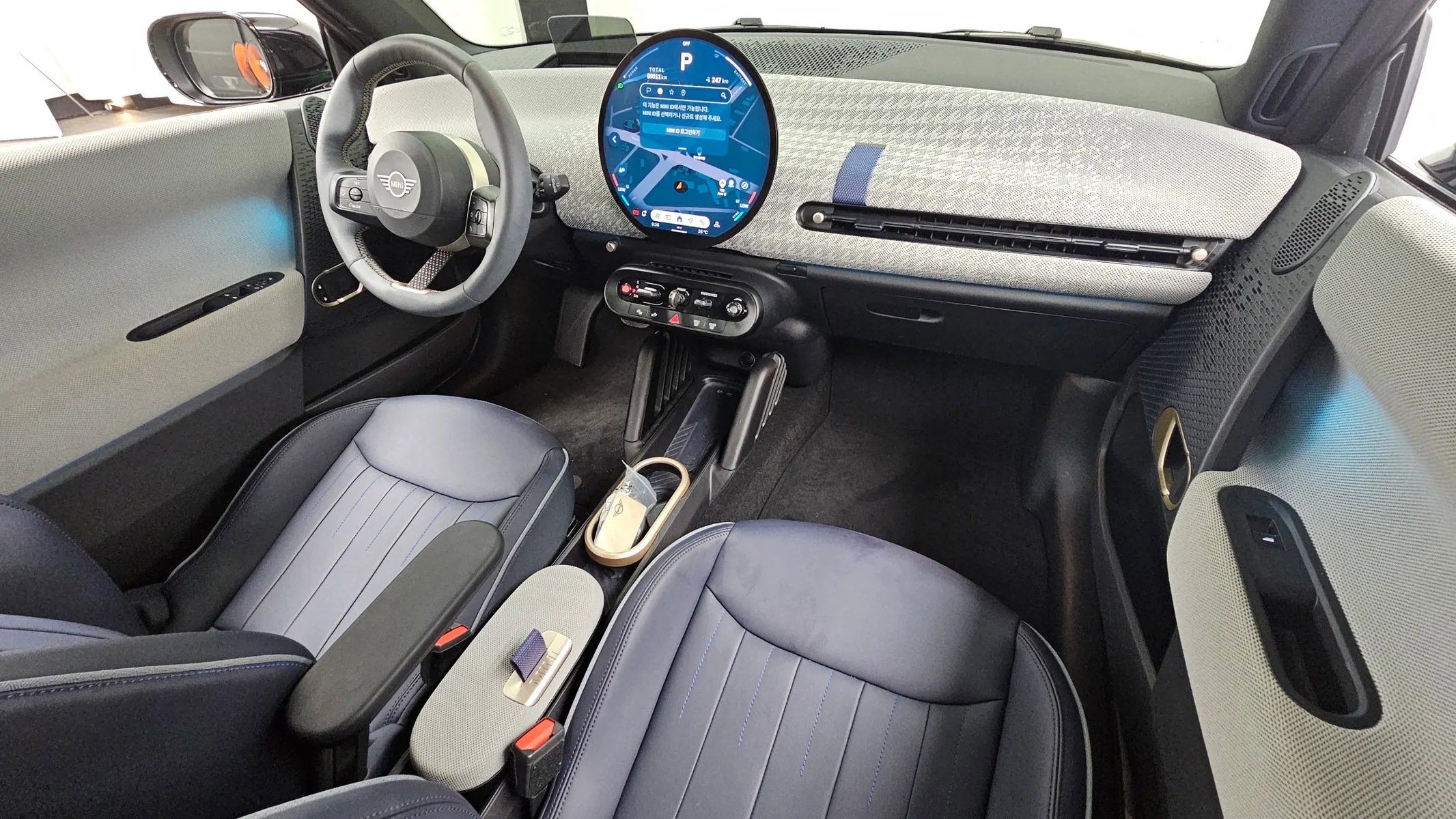 MINI 4 SE 2024 4/5