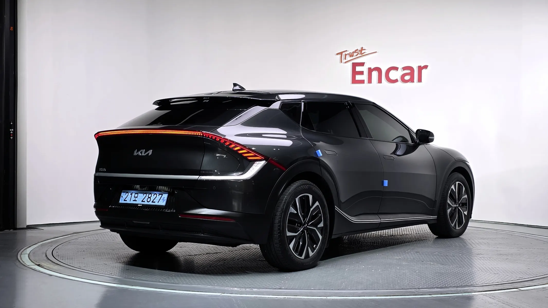Kia EV6 2023 2/34