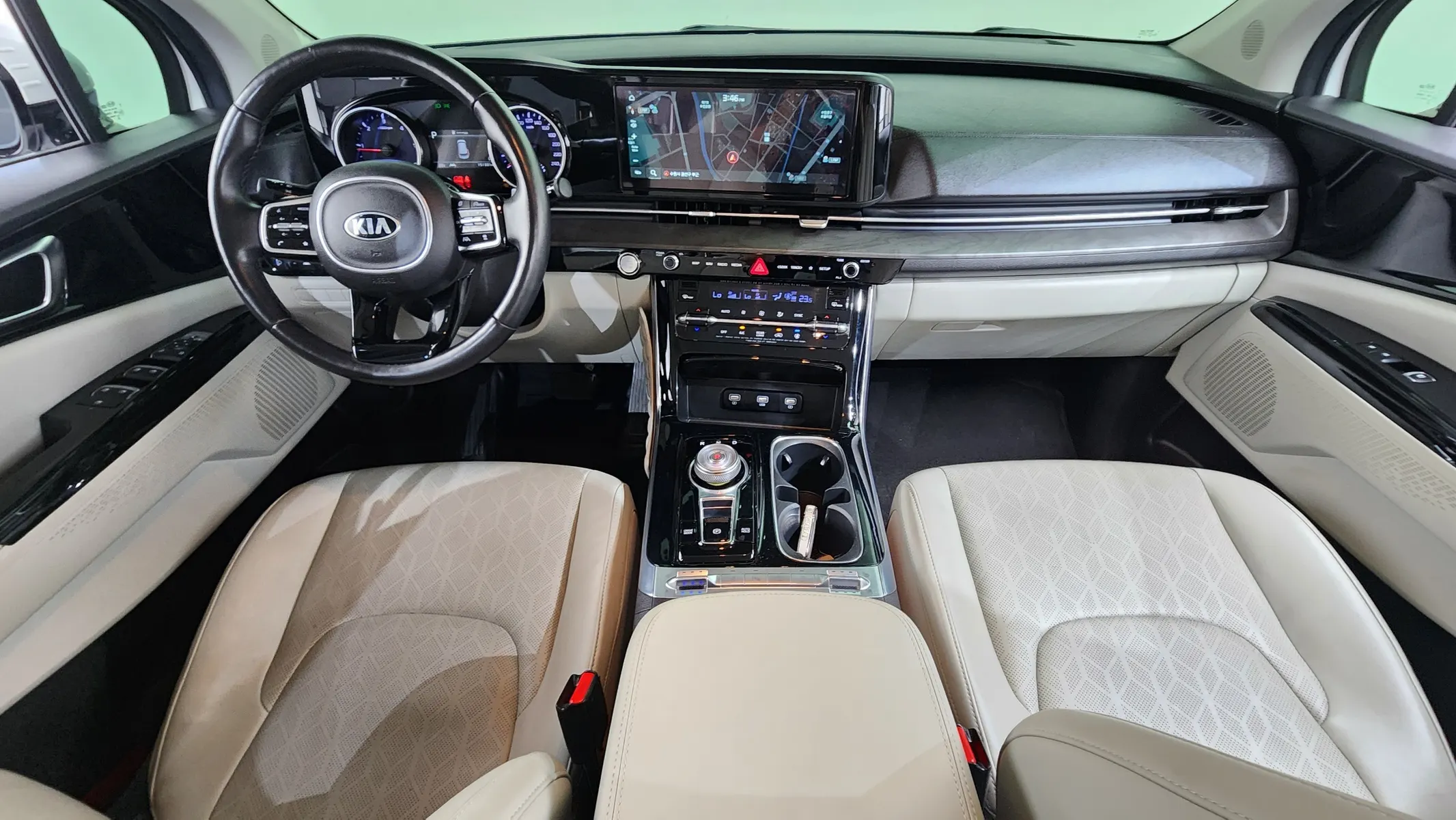 Kia Carnival 9 2021 4/5