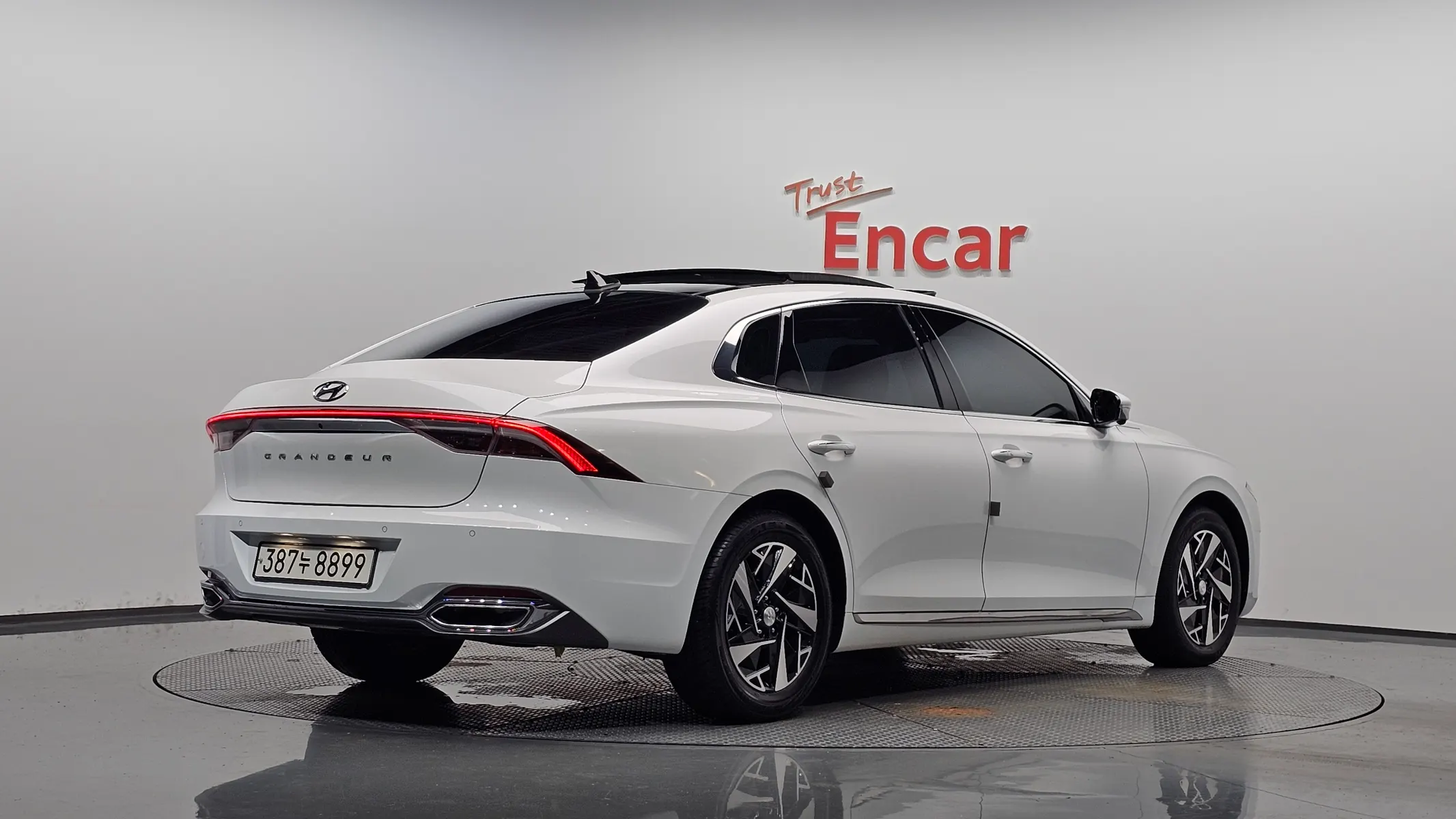 Hyundai IG 2021 2/35