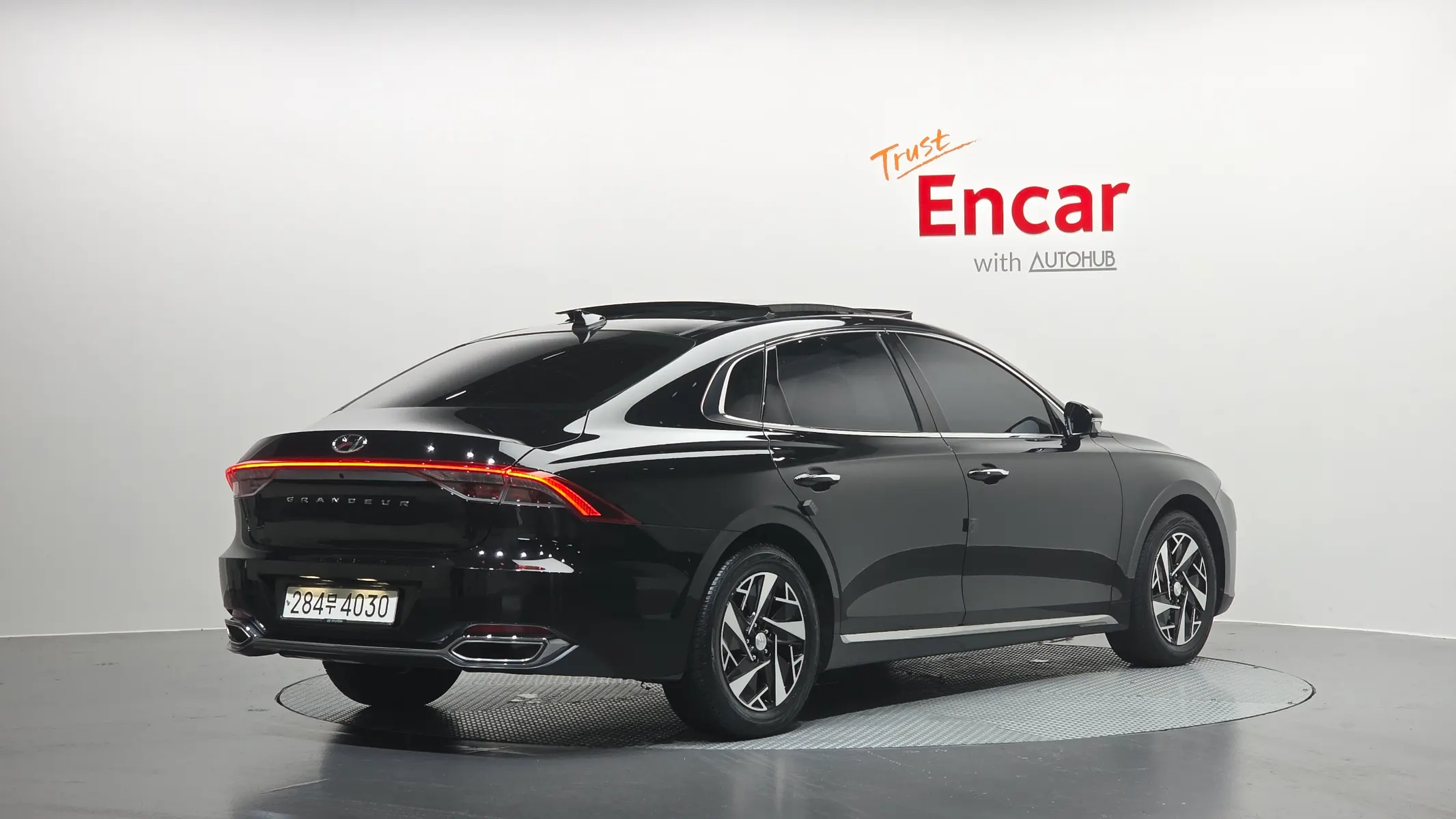 Hyundai IG 2022 2/35