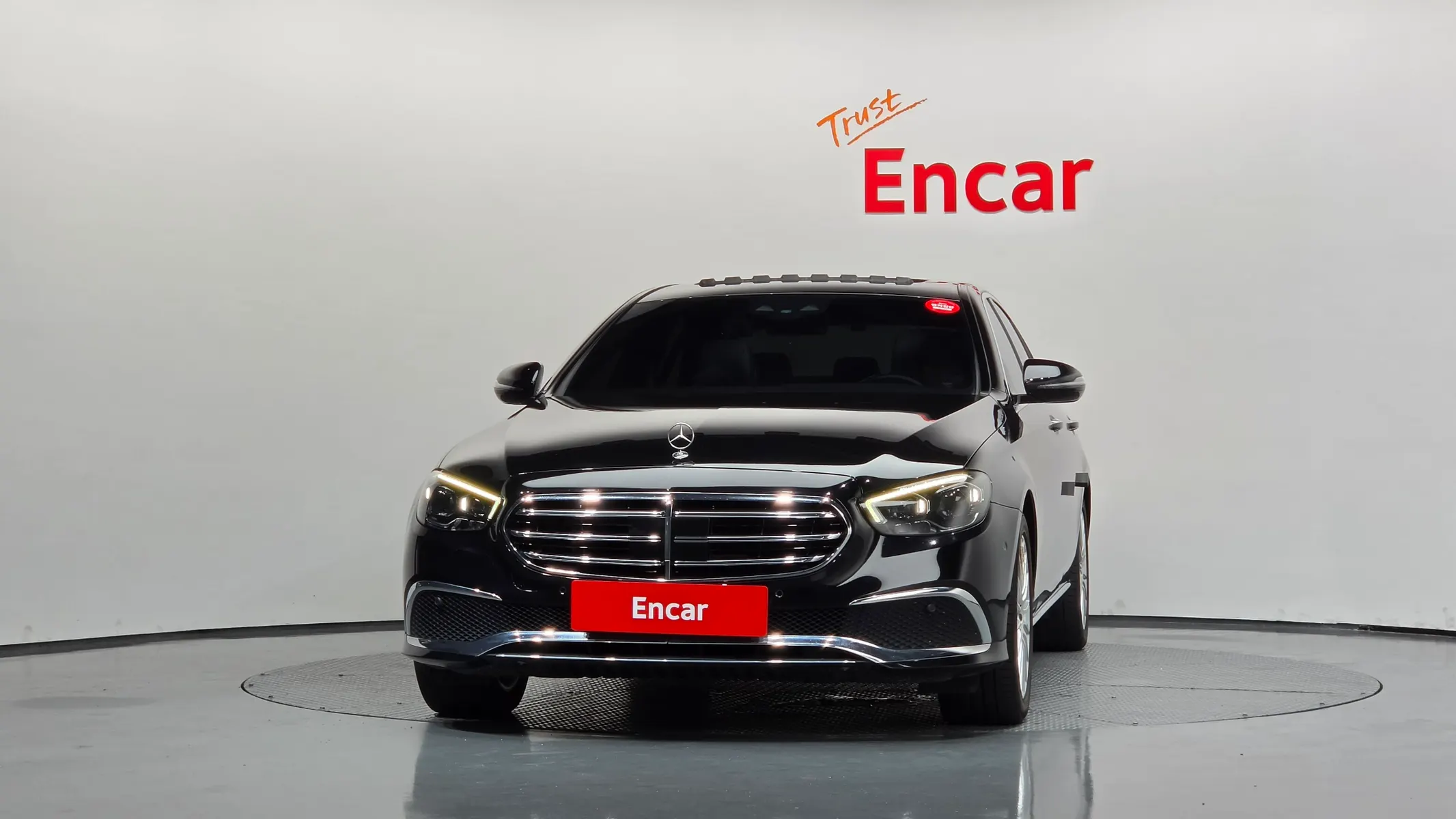 Mercedes-Benz E-Class W213 E250 2020 3/38