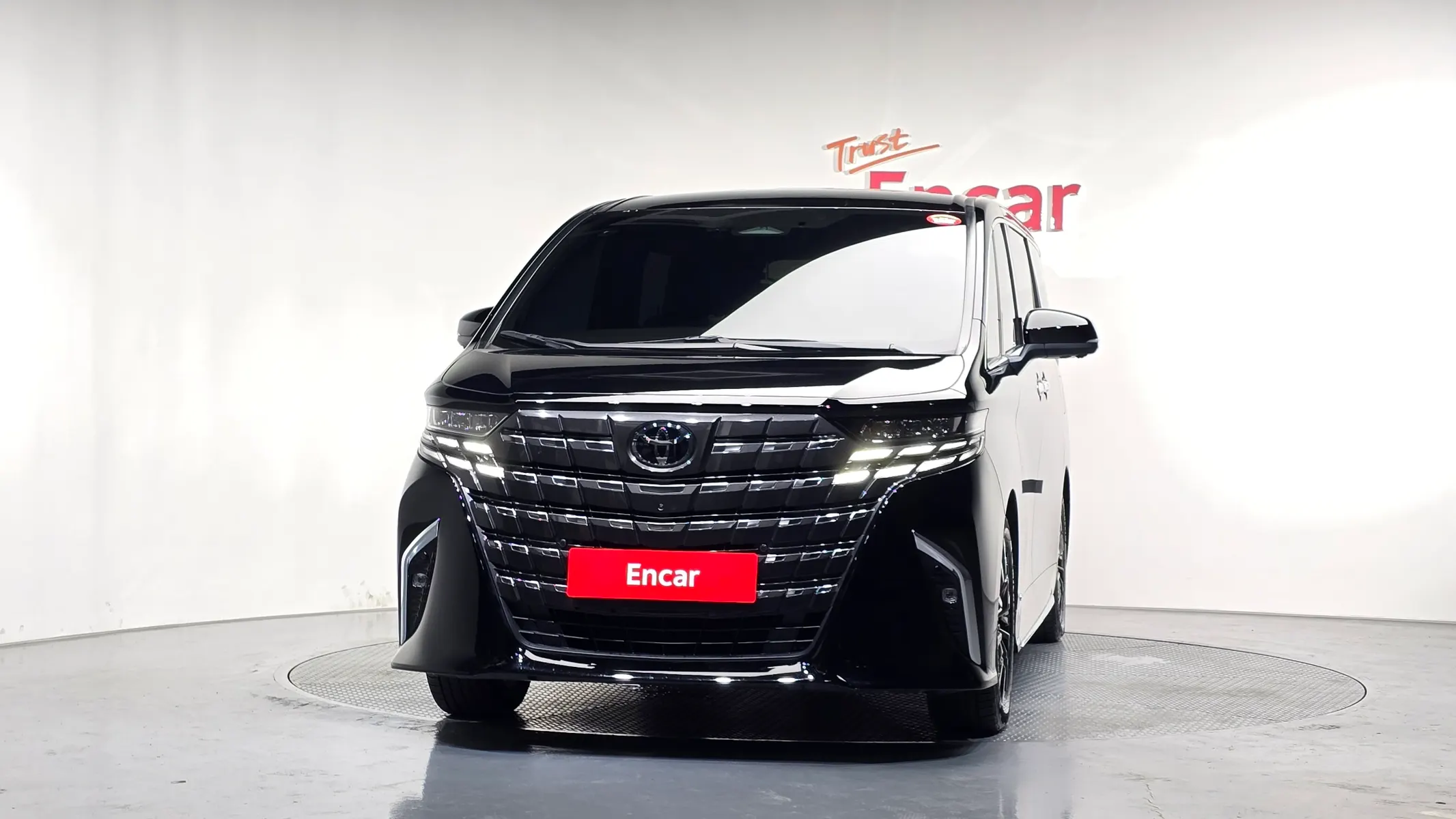Toyota 4 2.5 HEV AWD 2025 2/5