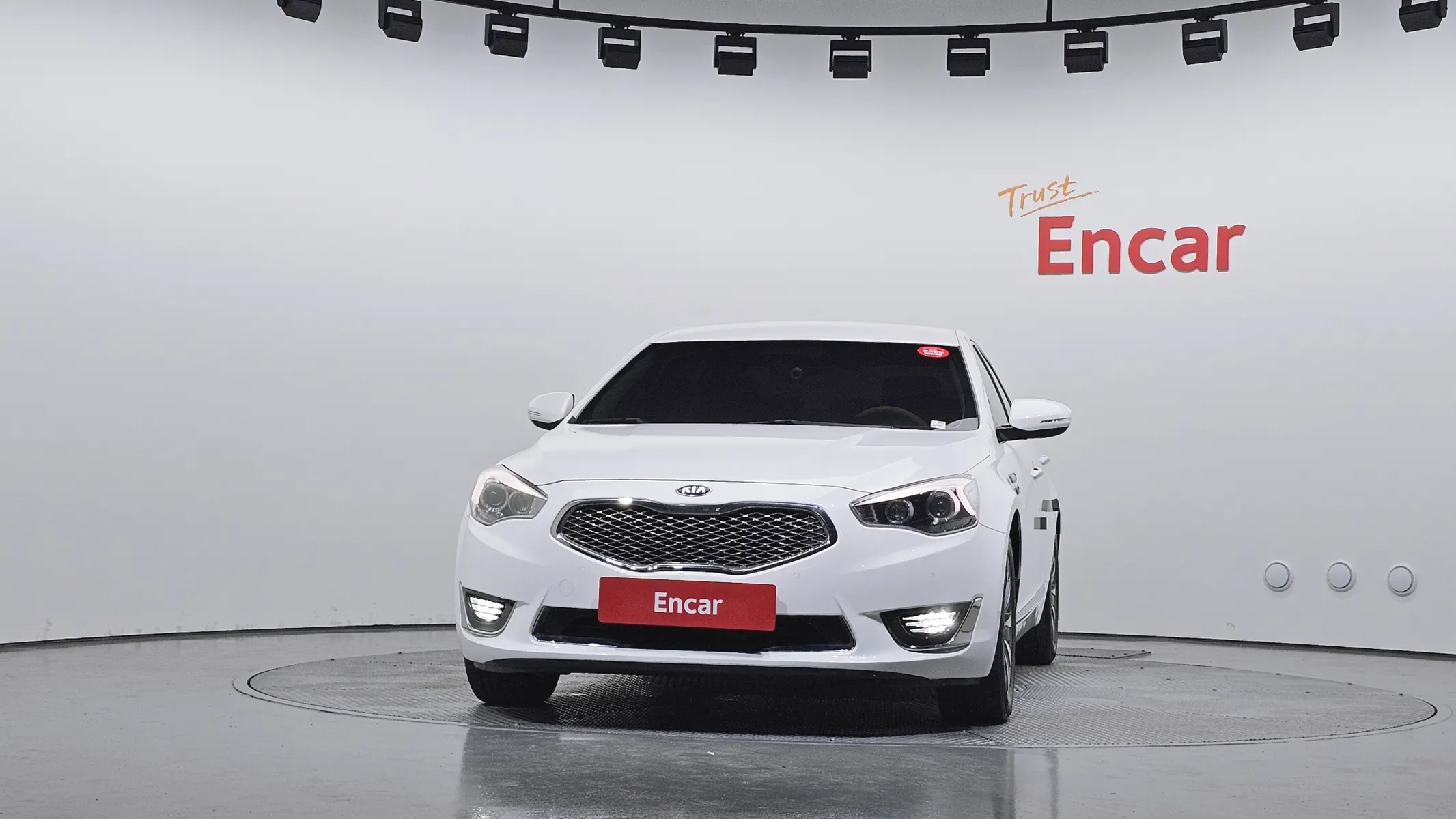 Kia K7 700h 2015 2/5