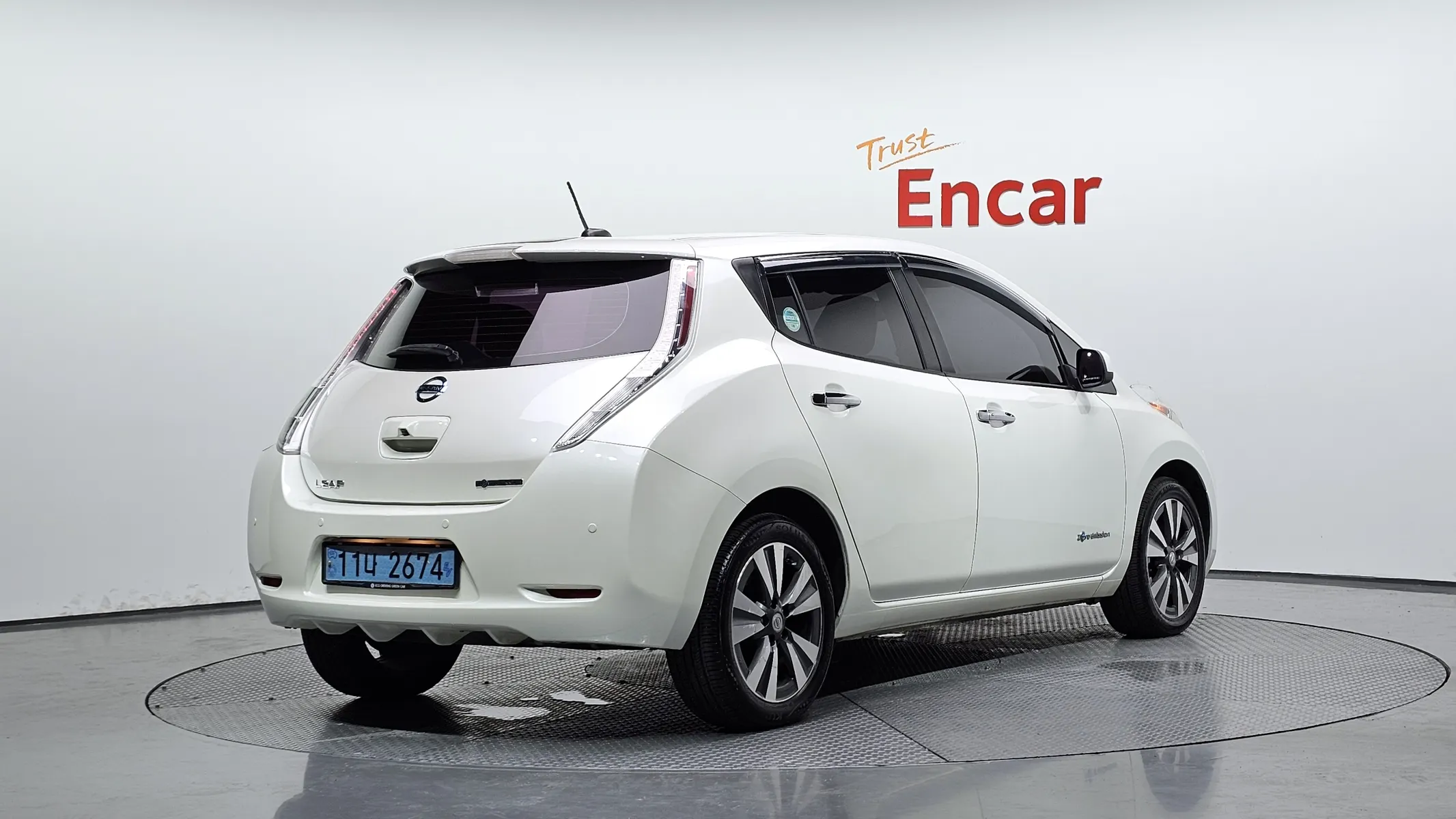 Nissan 리프 EV 2015 2/33