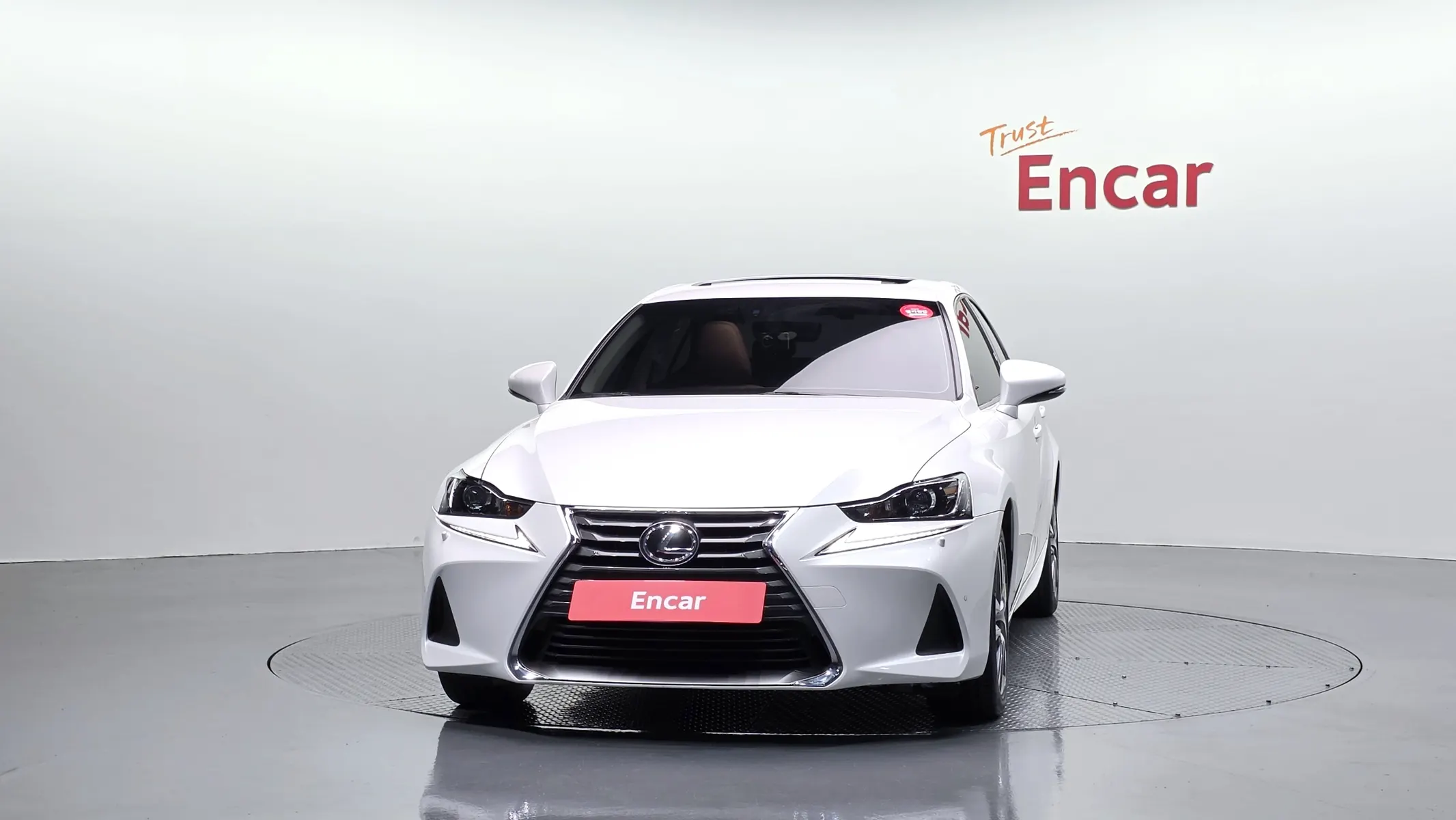 Lexus IS200t 2017 2/5