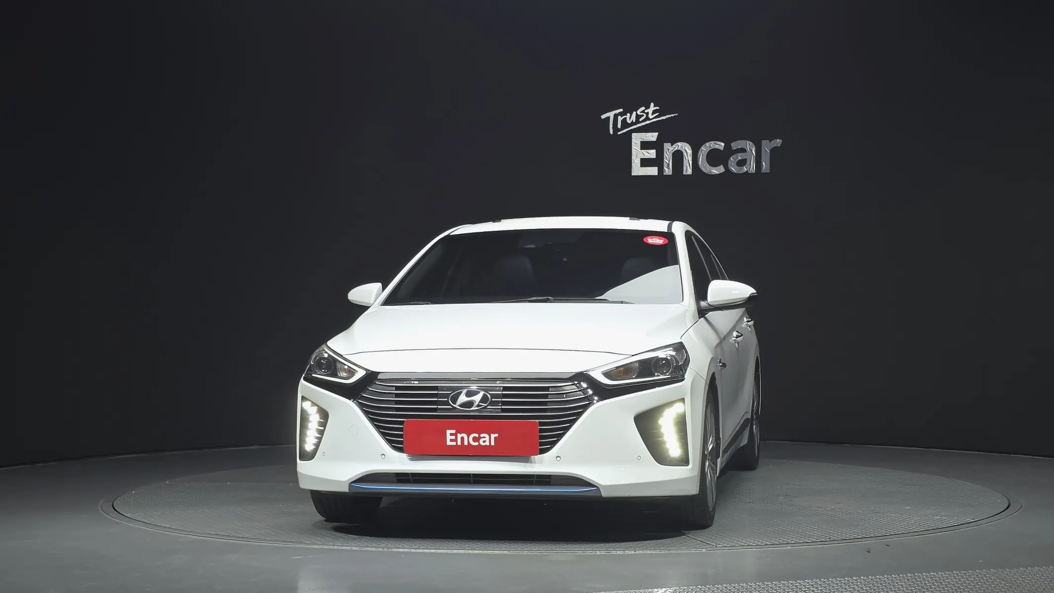 Hyundai 아이오닉 하이브리드 Q 2016 3/33
