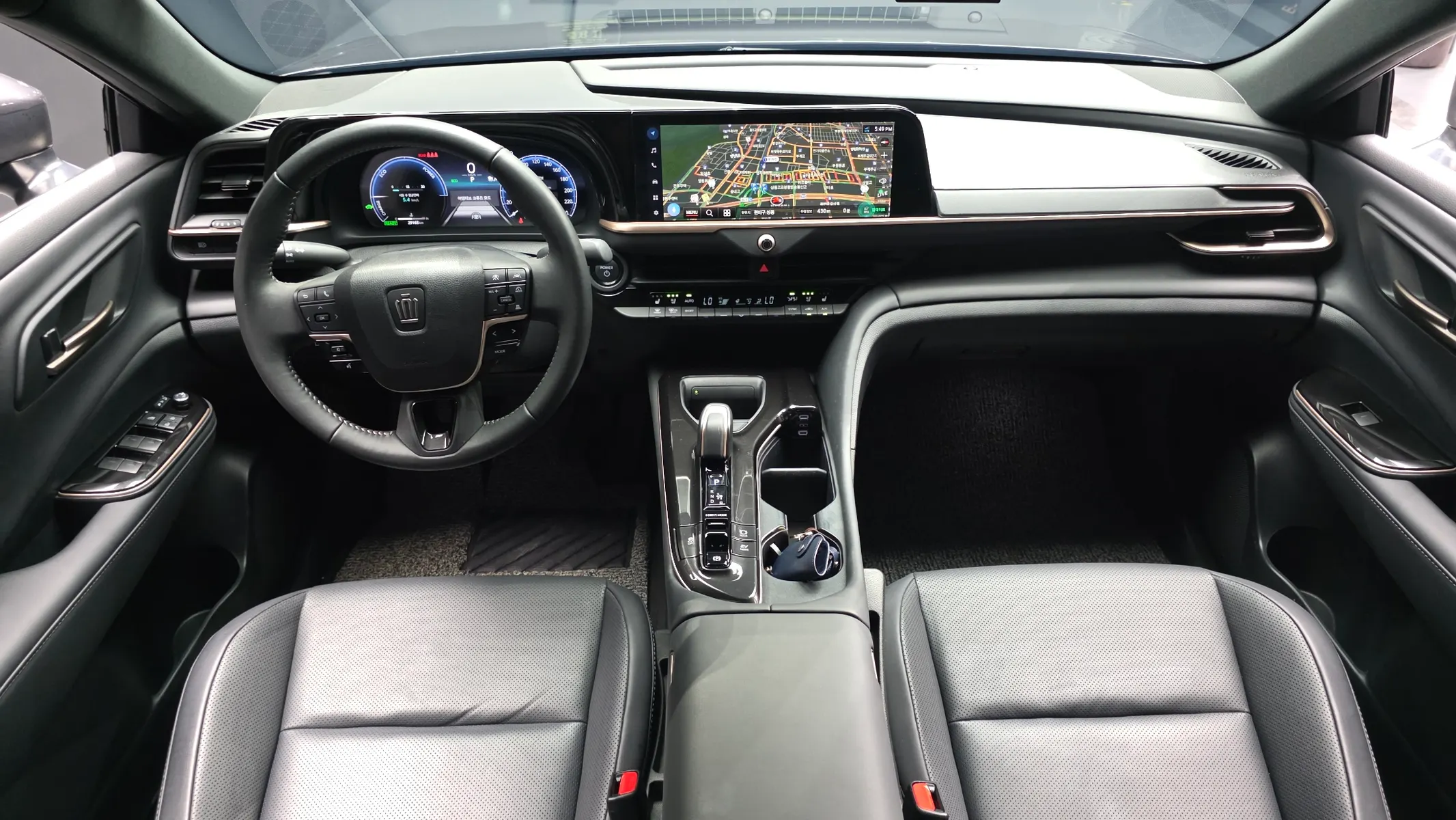 Toyota 크라운 크로스오버 2.5 4WD 2024 4/5