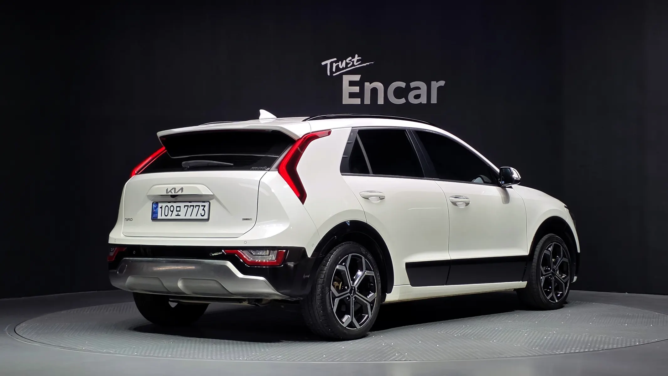 Kia 디 니로 2022 2/36