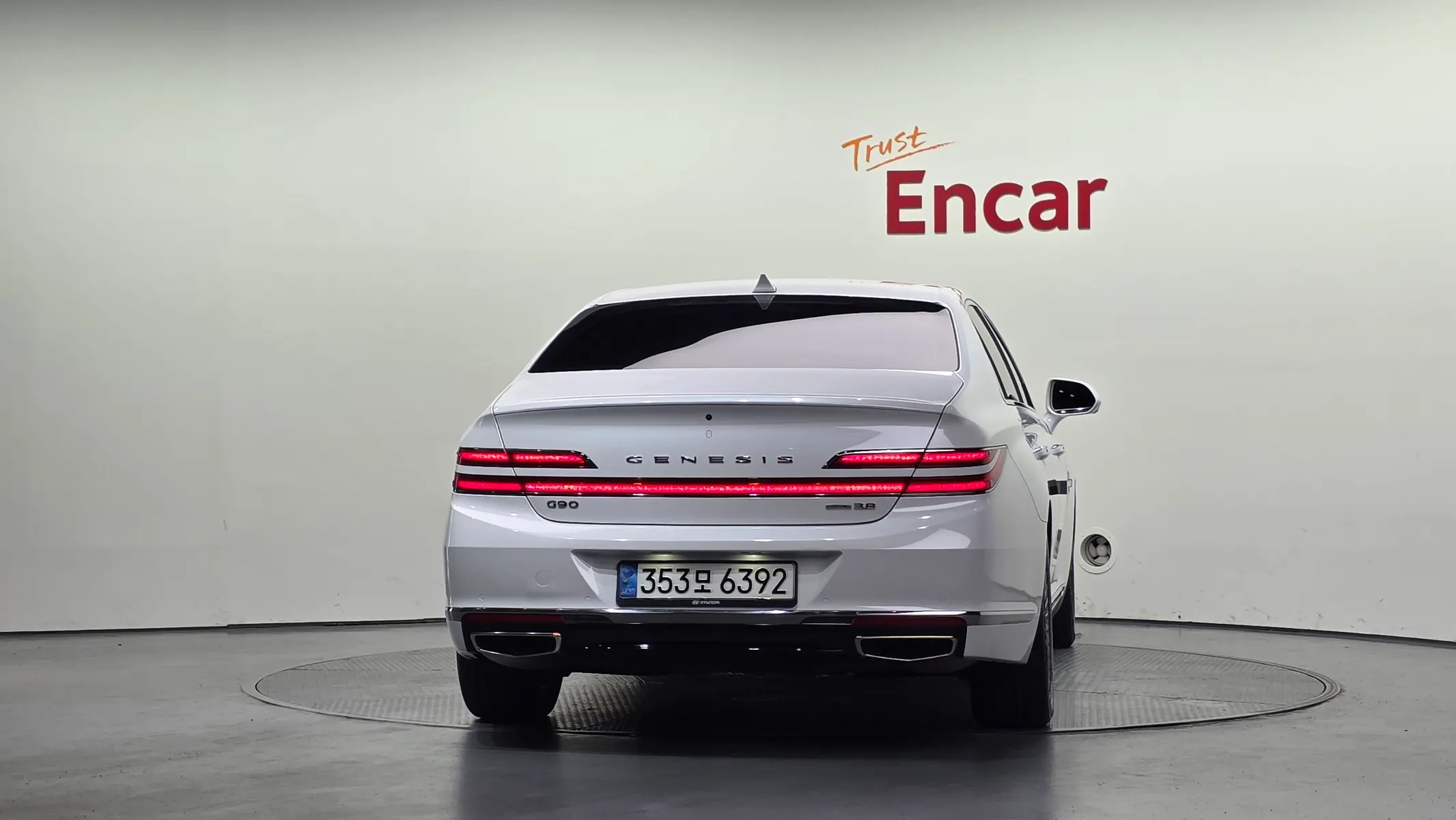 Genesis G90 3.8 AWD 2019 3/5