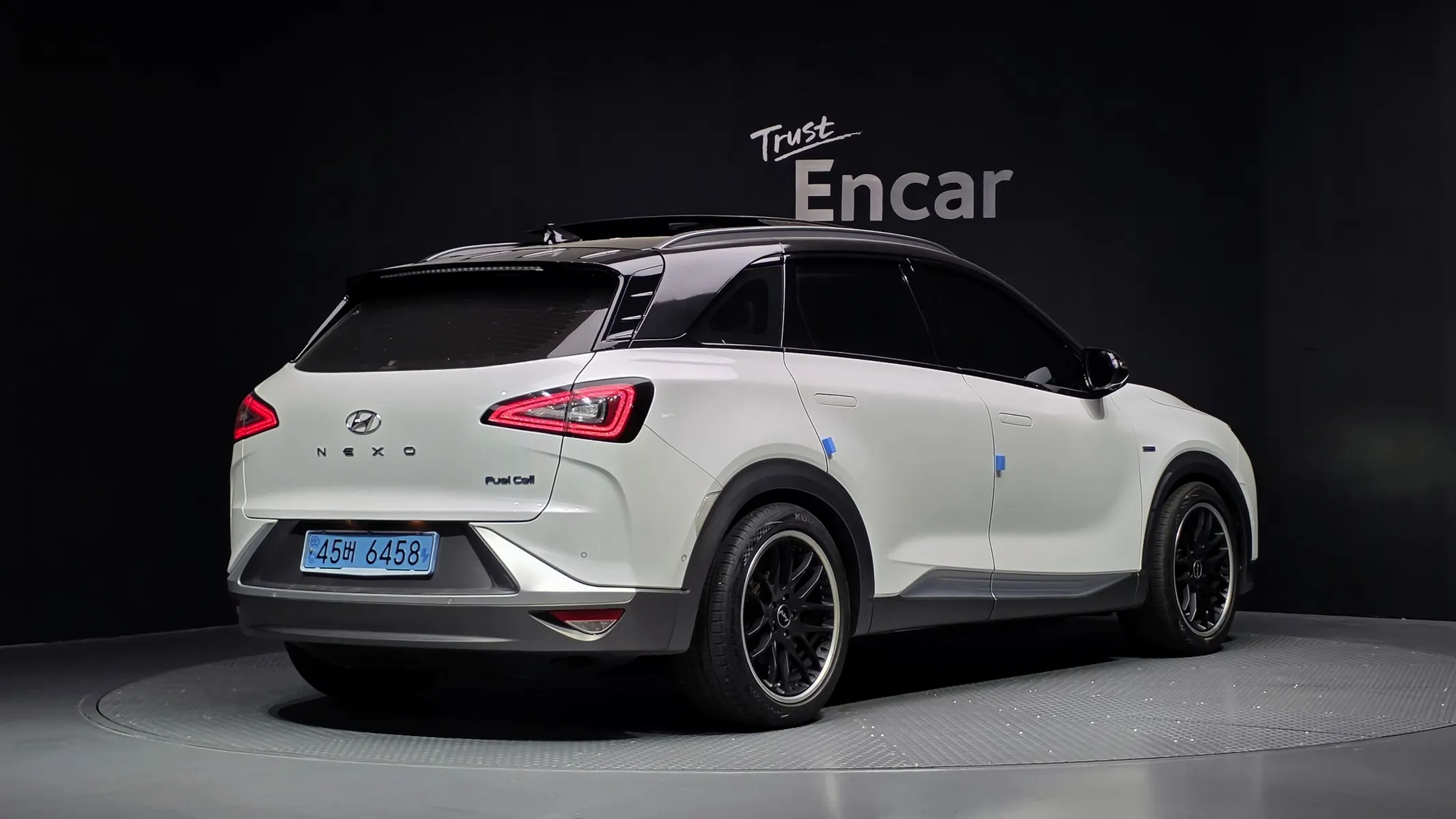 Hyundai 넥쏘 2019 2/33