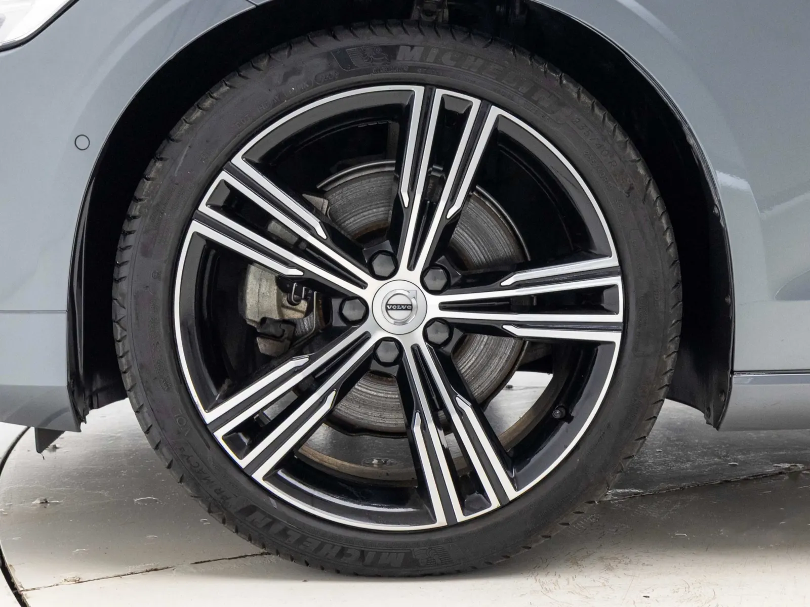 Volvo S60 3 T5 2019 4/5