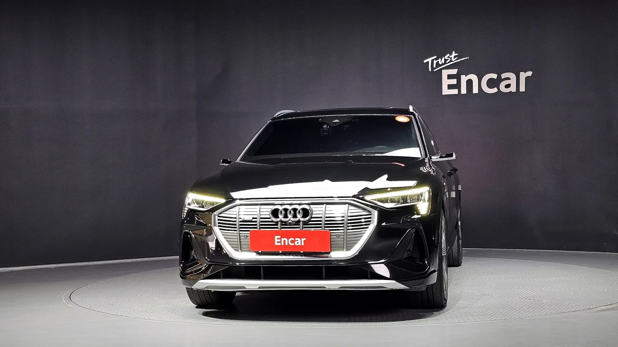 Audi e- 55 2021 3/34