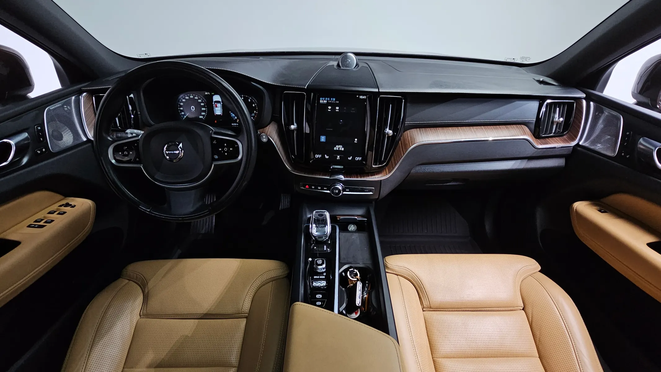 Volvo XC60 2 B6 2021 4/5