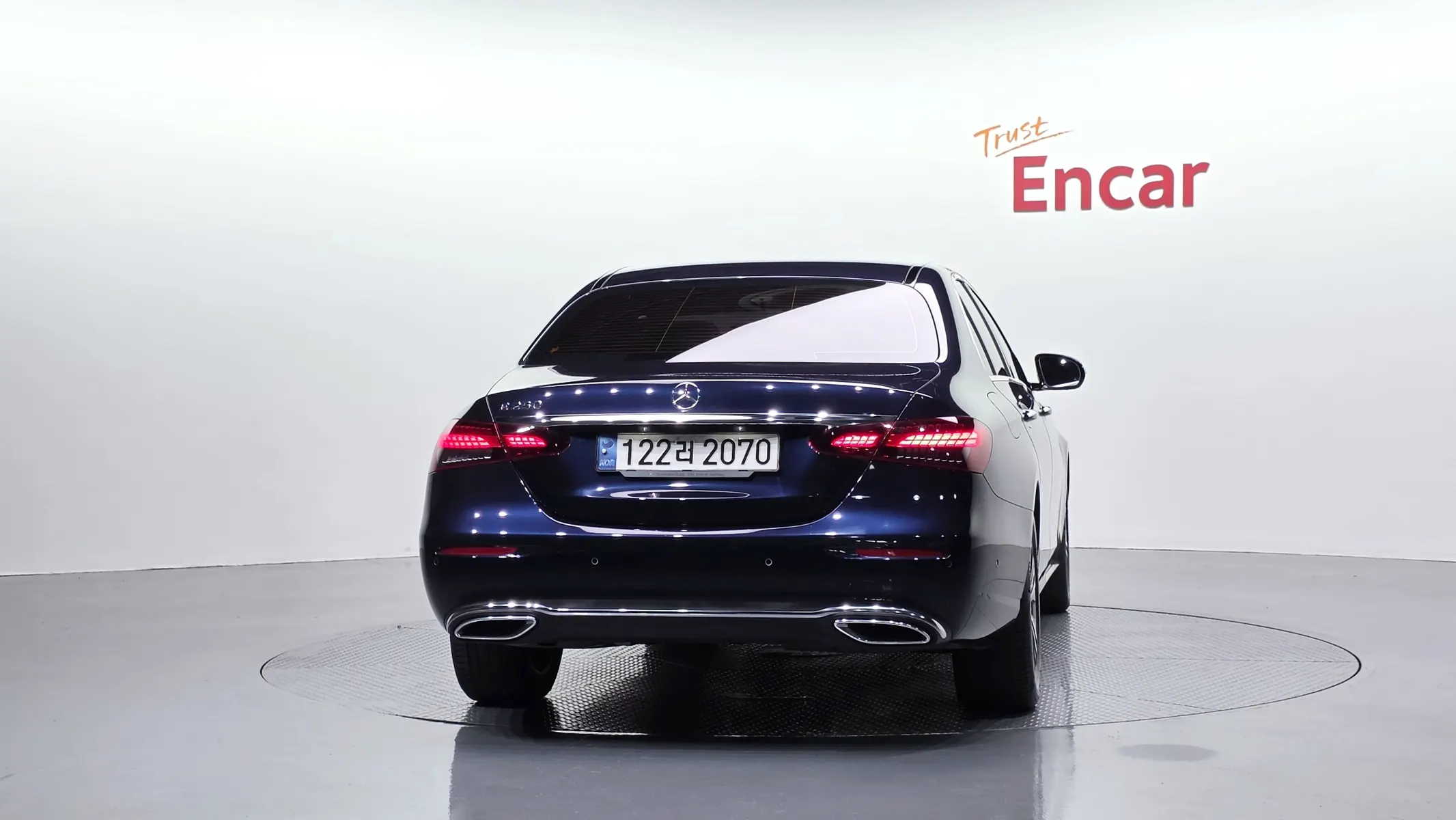 Mercedes-Benz E-Class W213 E250 2022 3/33
