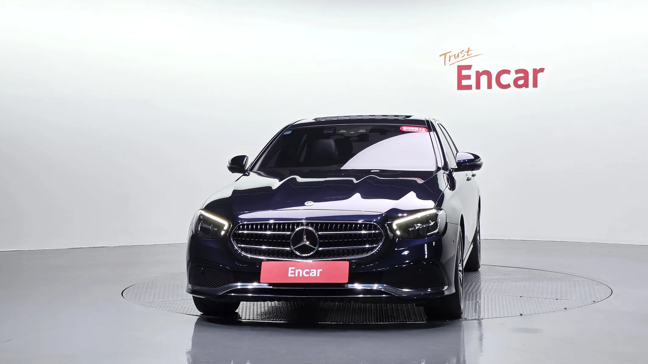 Mercedes-Benz E-Class W213 E250 2022 2/33