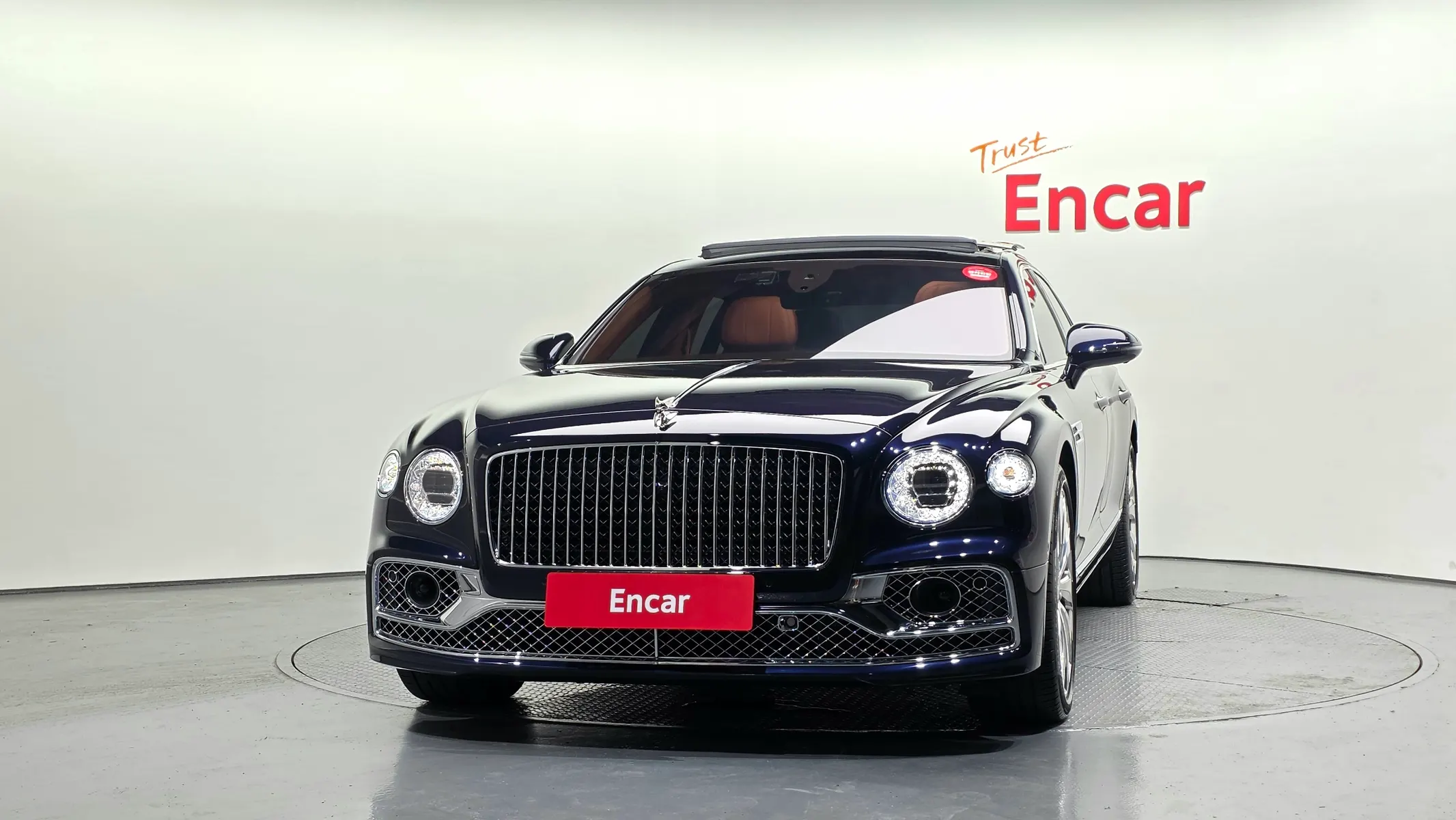Bentley 3 4.0 2022 2/5