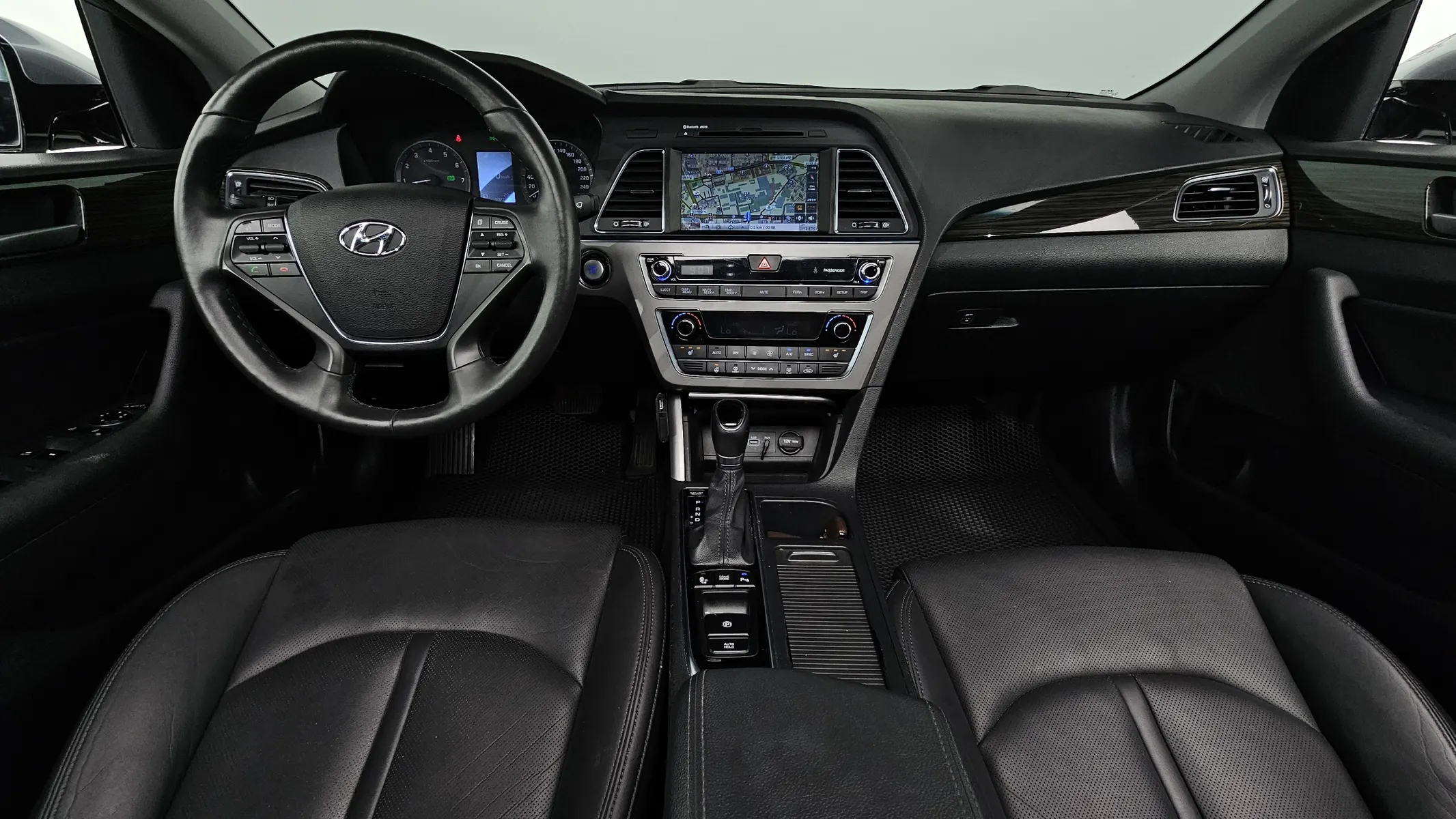 Hyundai LF 2.0 2014 4/5