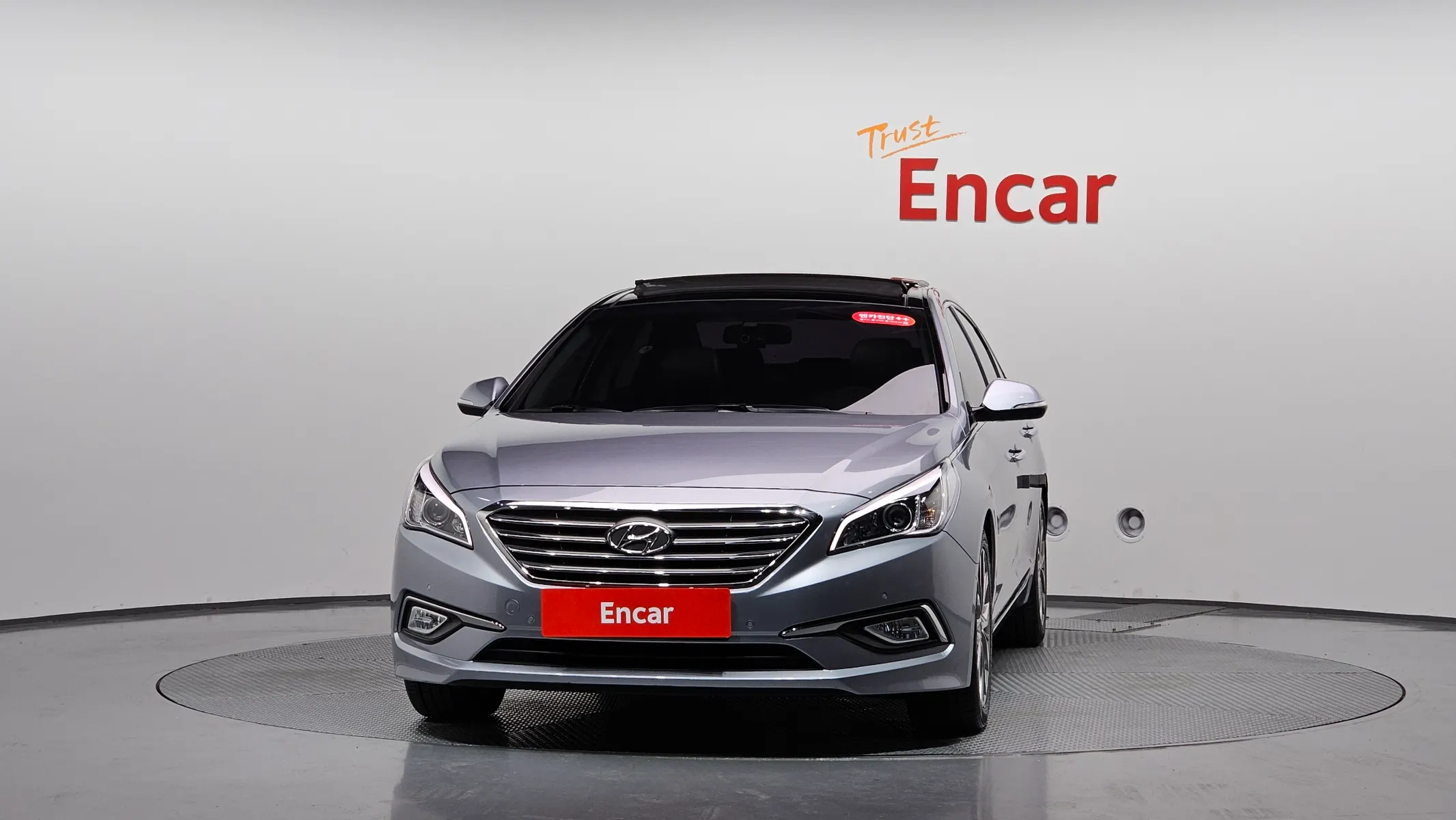 Hyundai LF 2.0 2014 2/5