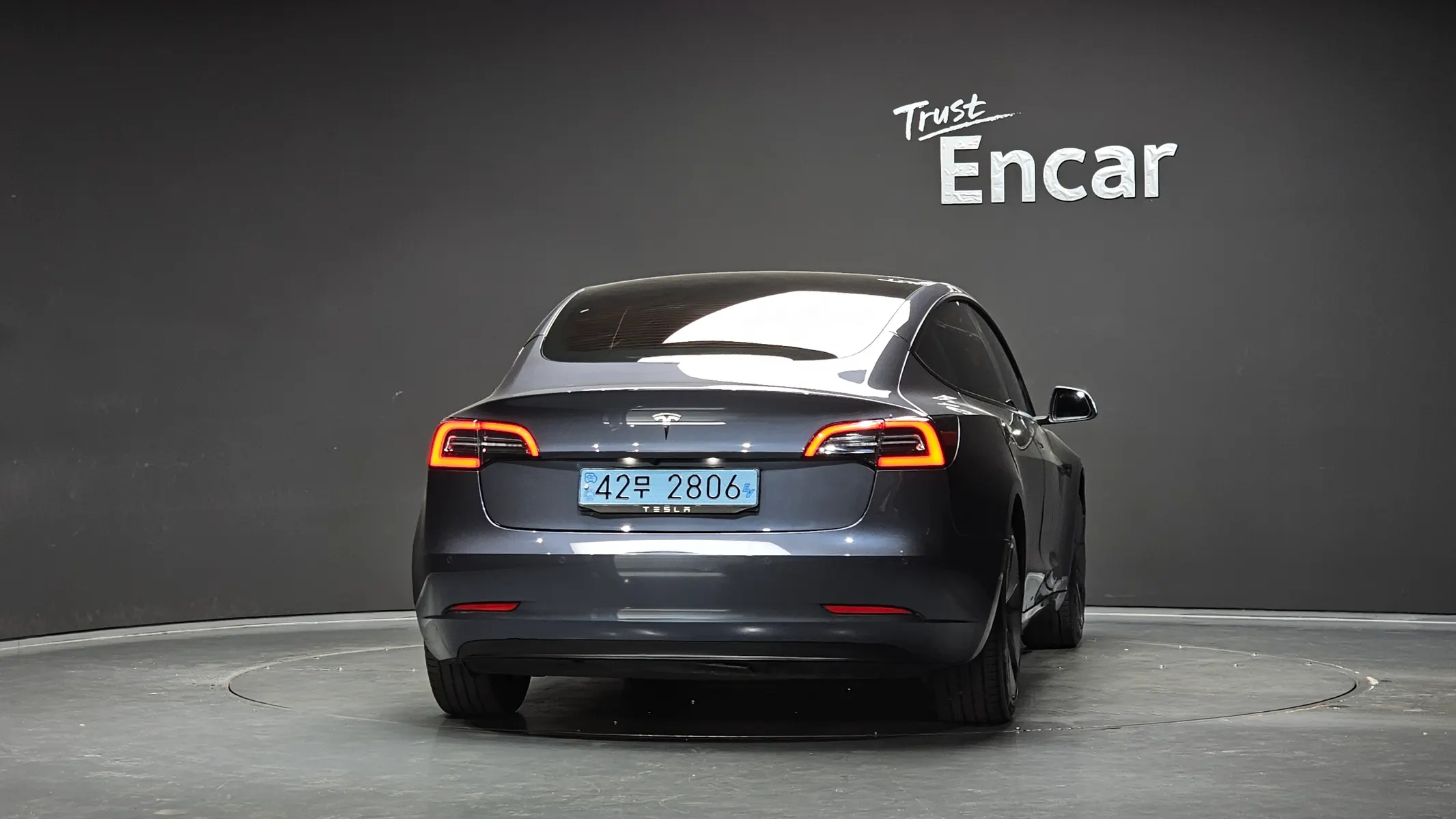 Tesla 3 RWD 2021 3/5