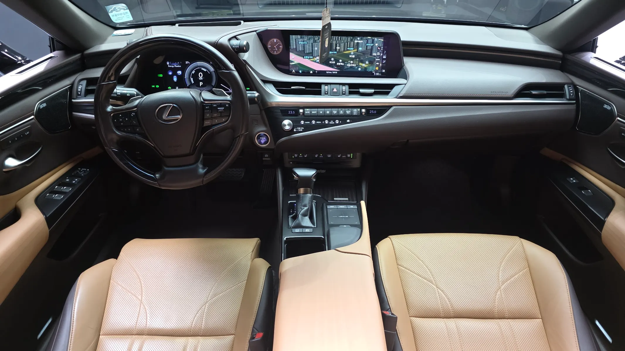 Lexus ES300h 7 2021 4/5