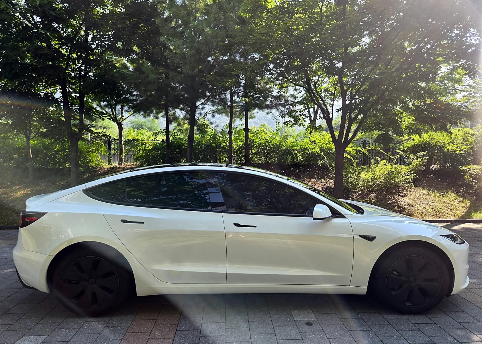 Tesla 3 RWD 2025 4/5