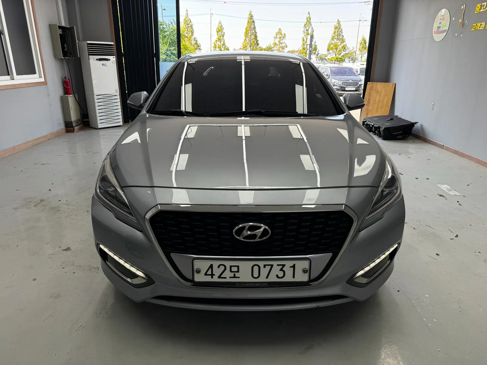 Hyundai LF 2.0 HEV 2016 2/5