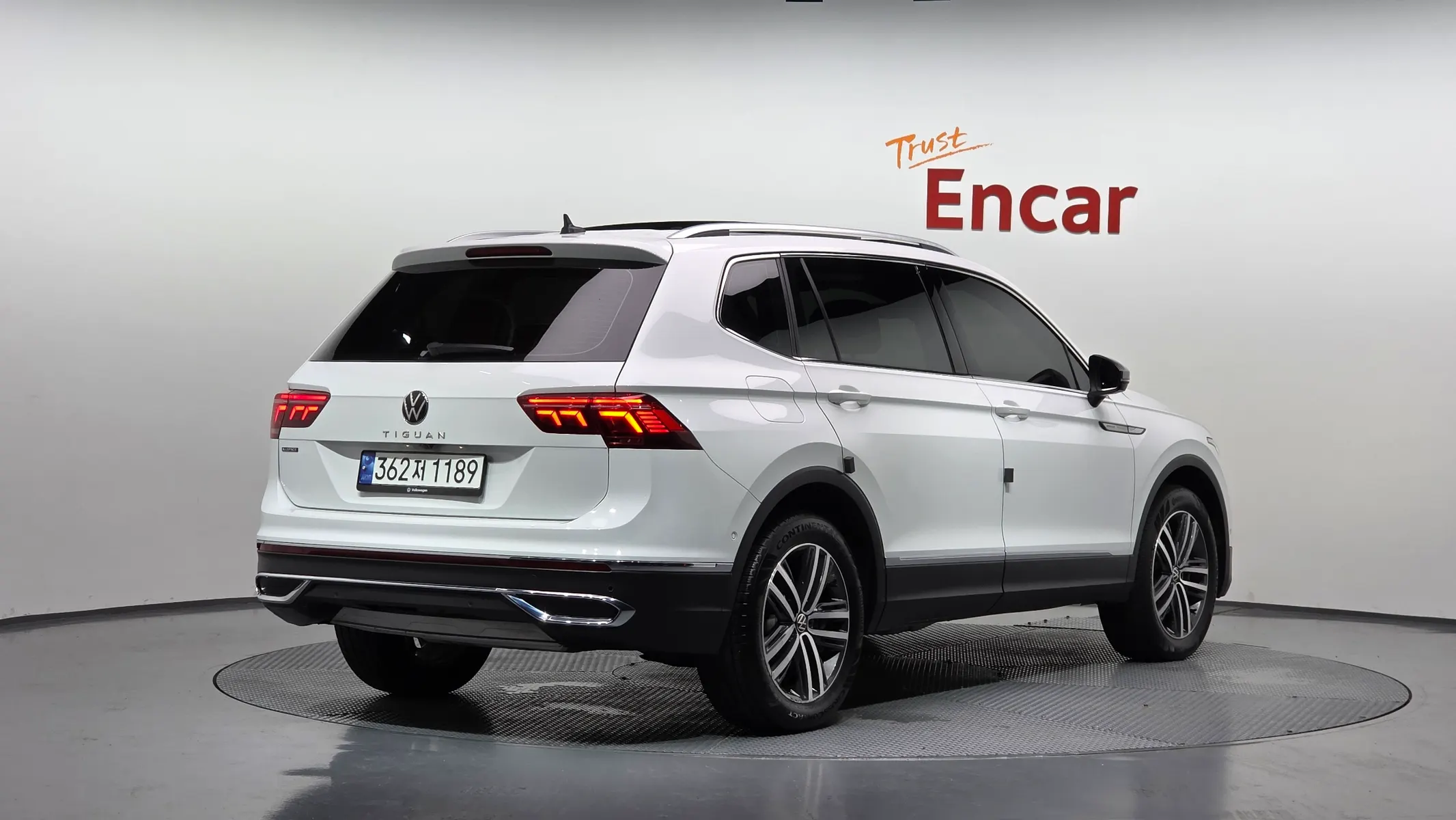 Volkswagen 티구안 올스페이스 2.0 TSI 2023 2/39