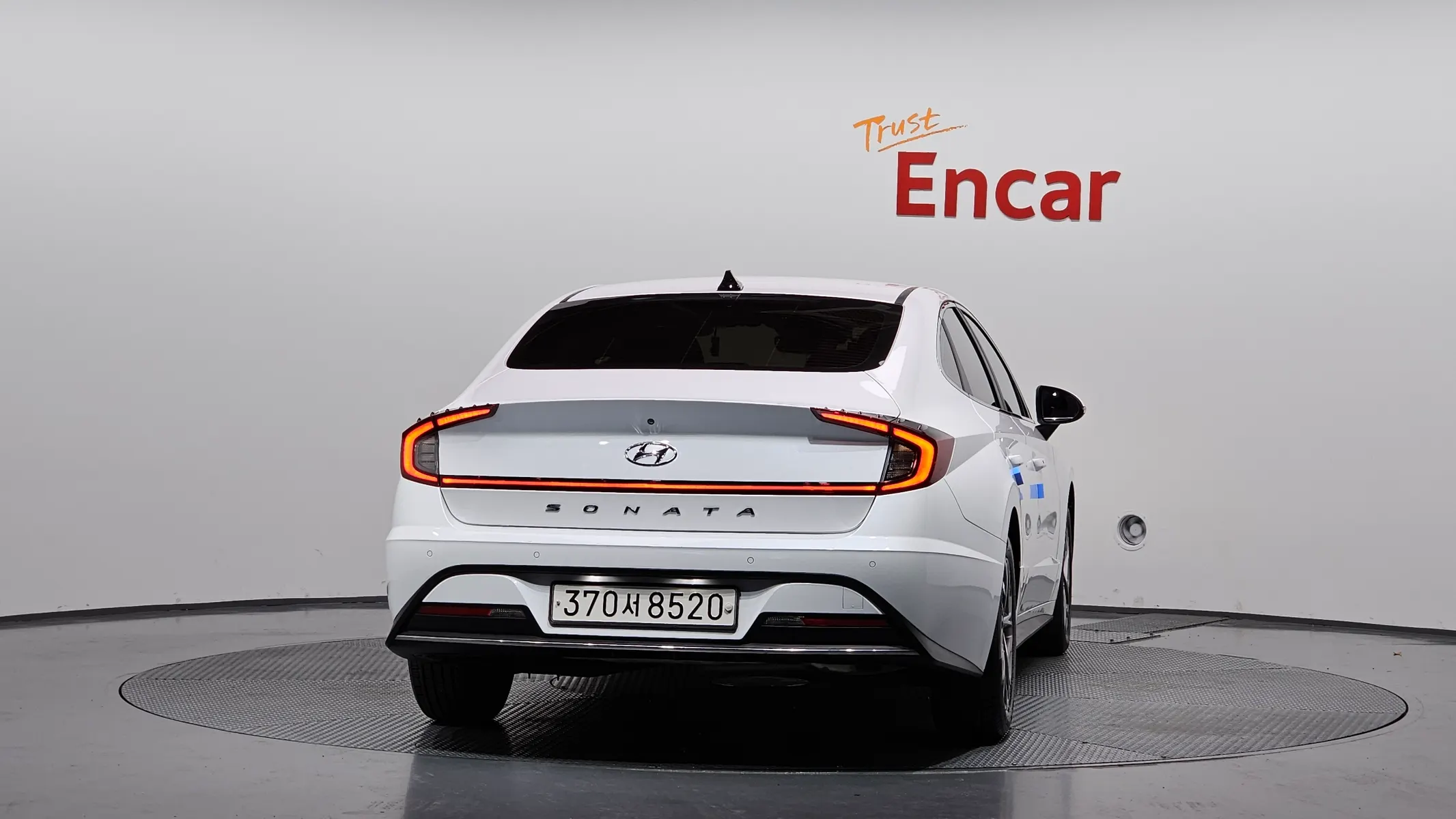 Hyundai (DN8) 2.0 LPG() 2020 3/5