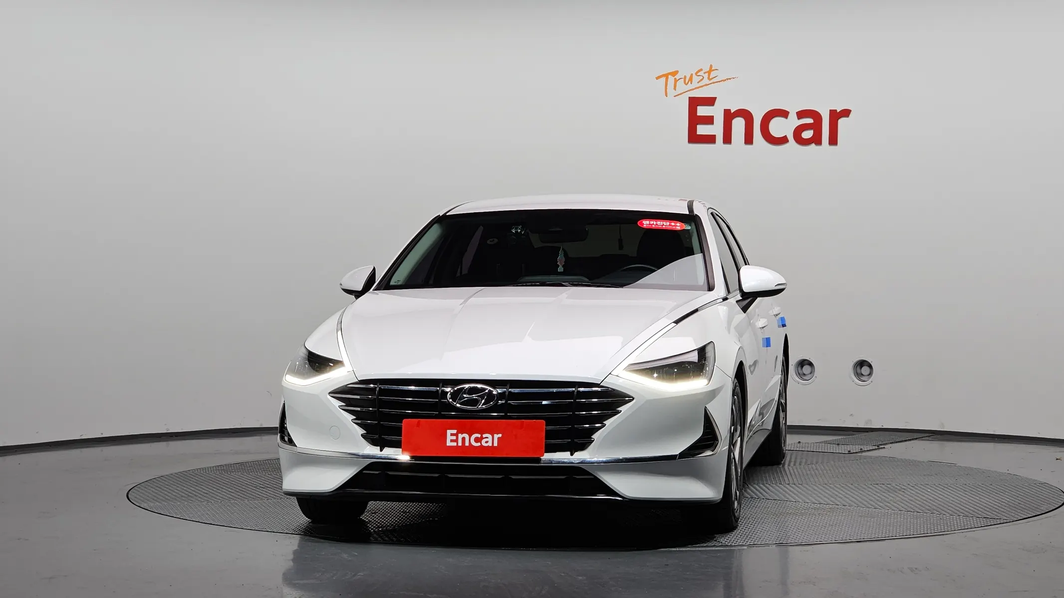 Hyundai (DN8) 2.0 LPG() 2020 2/5
