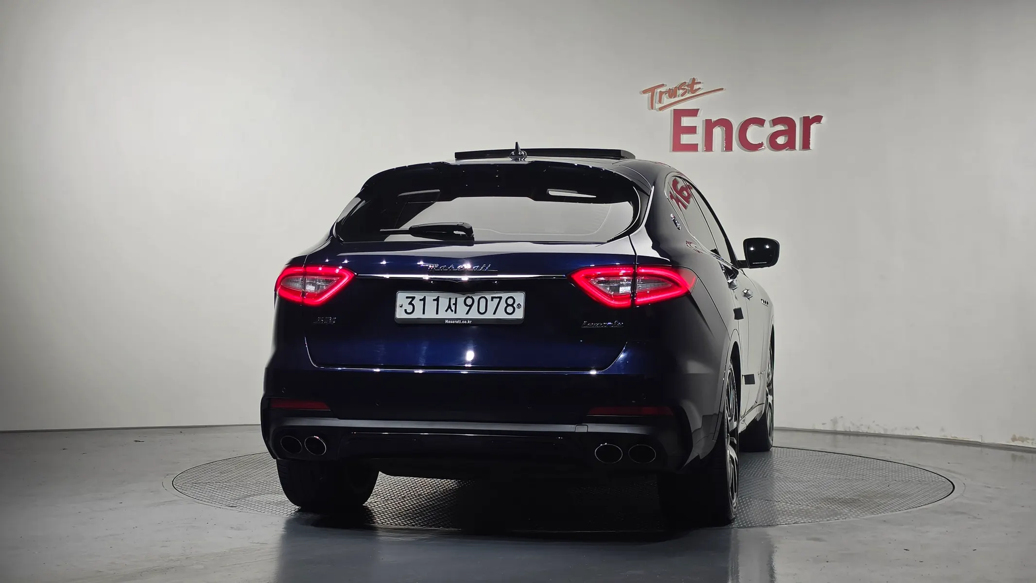 Maserati 르반떼 3.0 AWD 2019 3/5