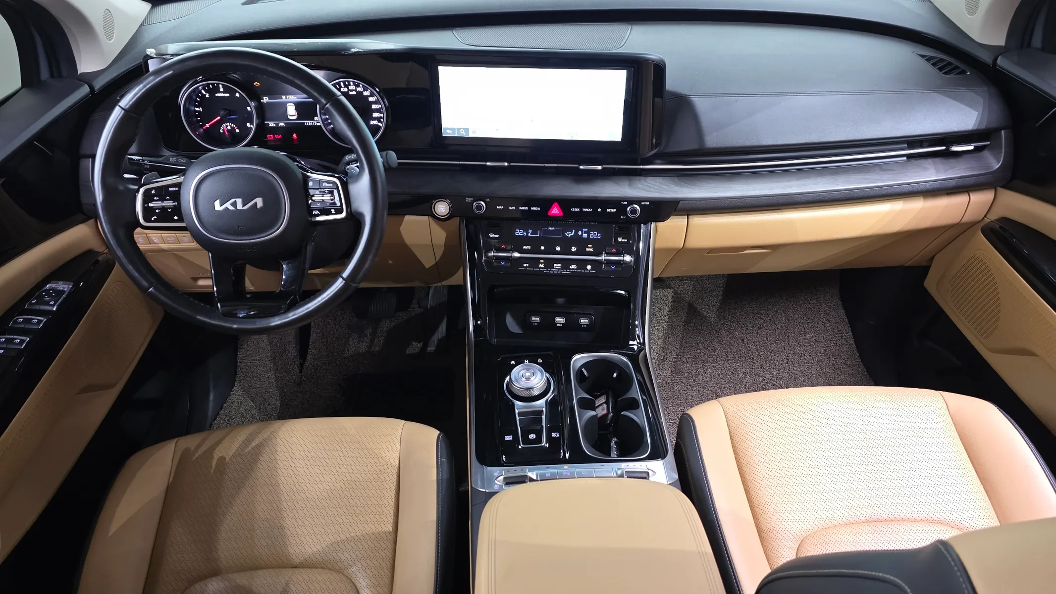 Kia Carnival 7 2022 4/5