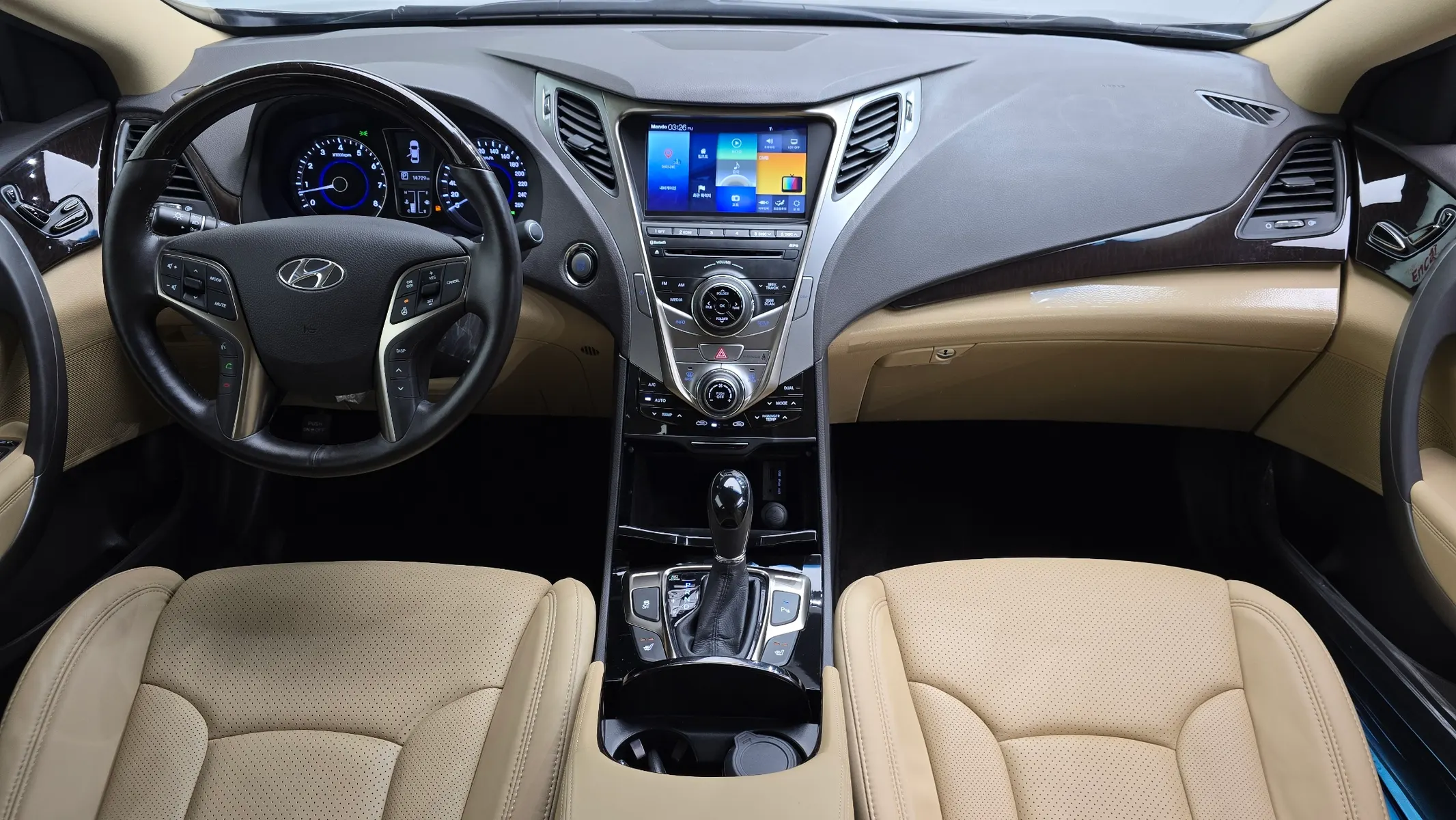 Hyundai Grandeur HG HG240 2012 4/5
