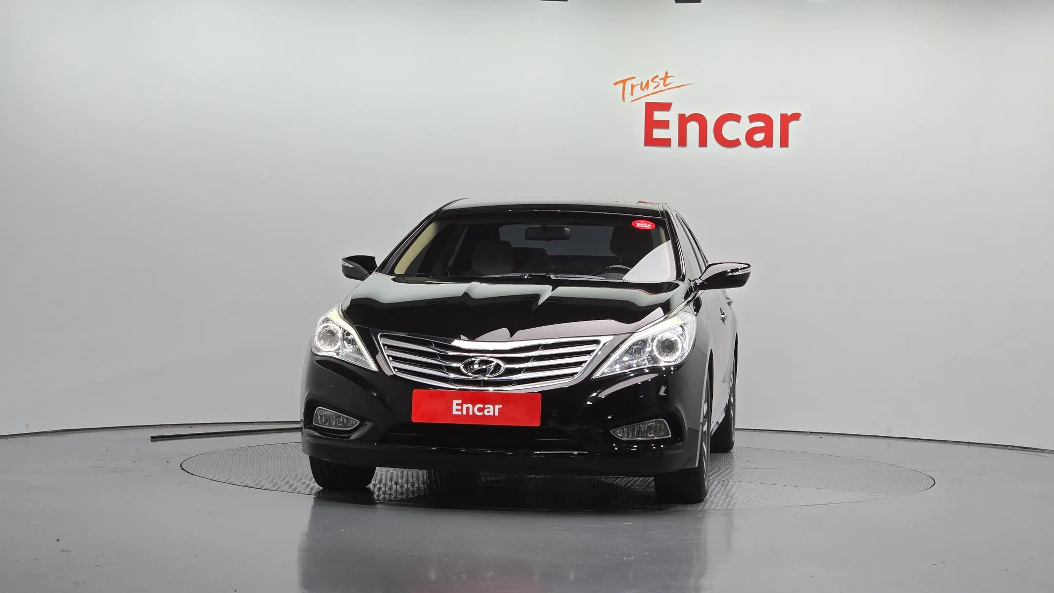 Hyundai Grandeur HG HG240 2012 2/5
