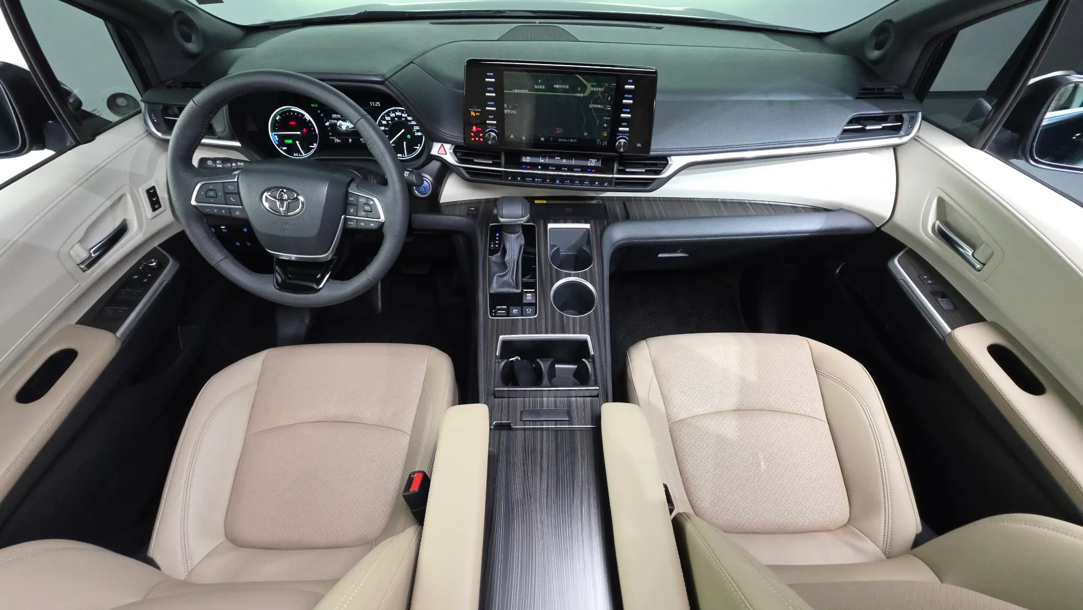 Toyota 4 2.5 AWD 2023 4/5