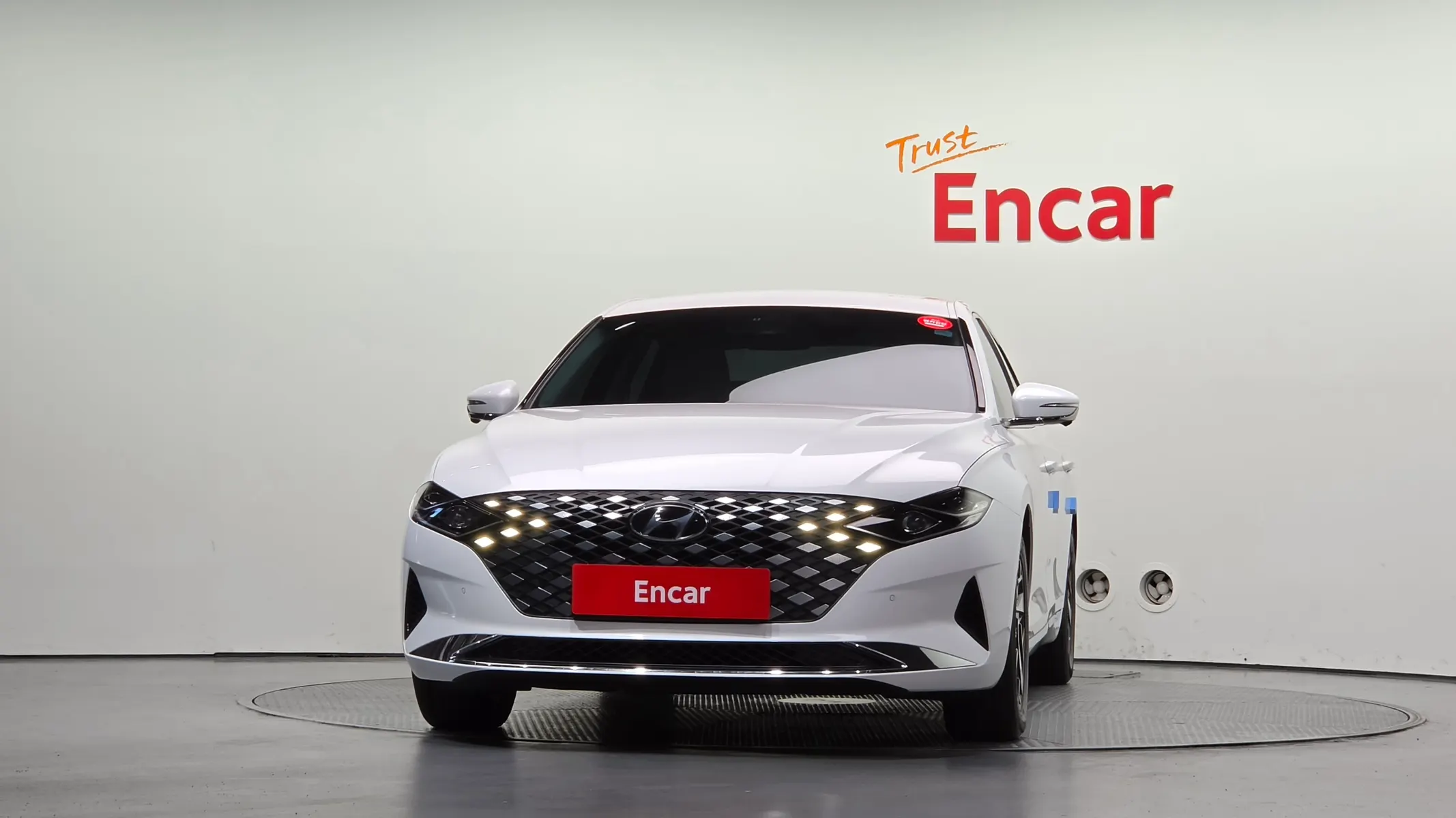Hyundai IG 2022 2/5
