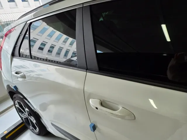 Kia 디 니로 2026 2/5