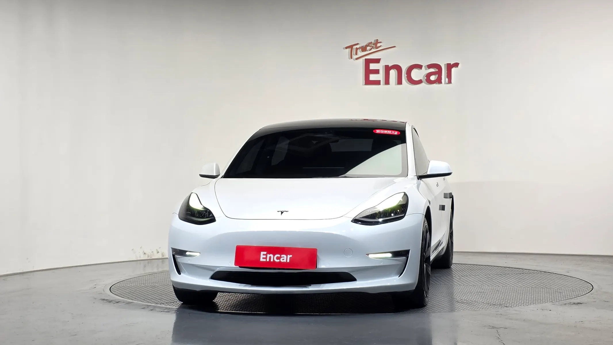 Tesla 3 AWD 2022 2/5