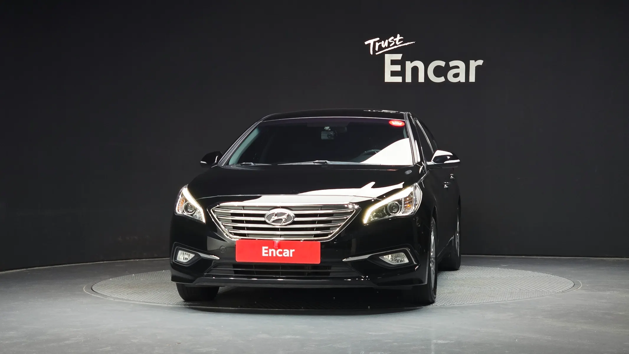 Hyundai LF 1.7 2015 2/5