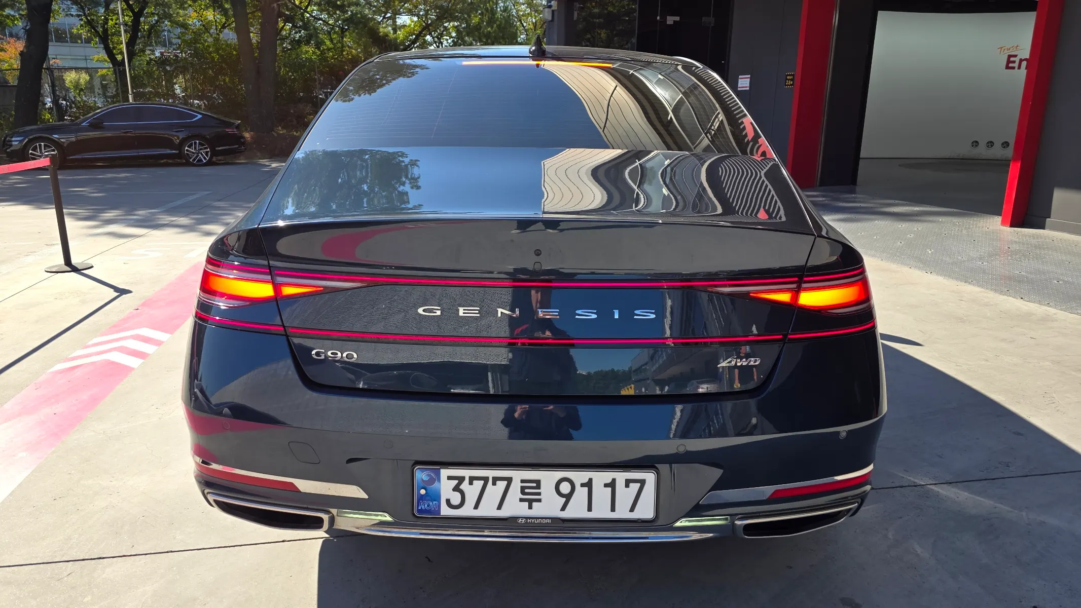 Genesis G90 (RS 4) 3.5 e-S/C AWD LWB 2022 3/5