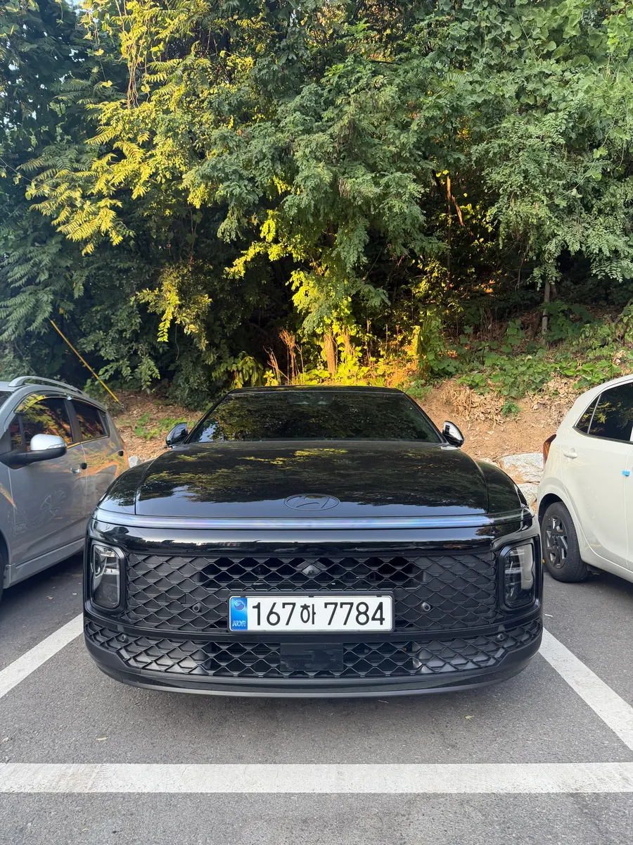 Hyundai (GN7) 2026 2/5