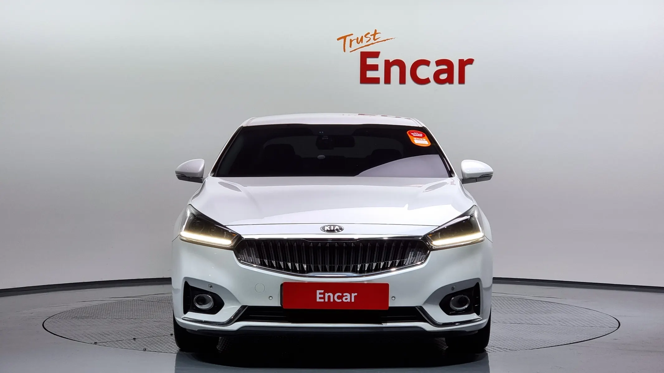 Kia K7 3.0 LPI () 2018 2/5