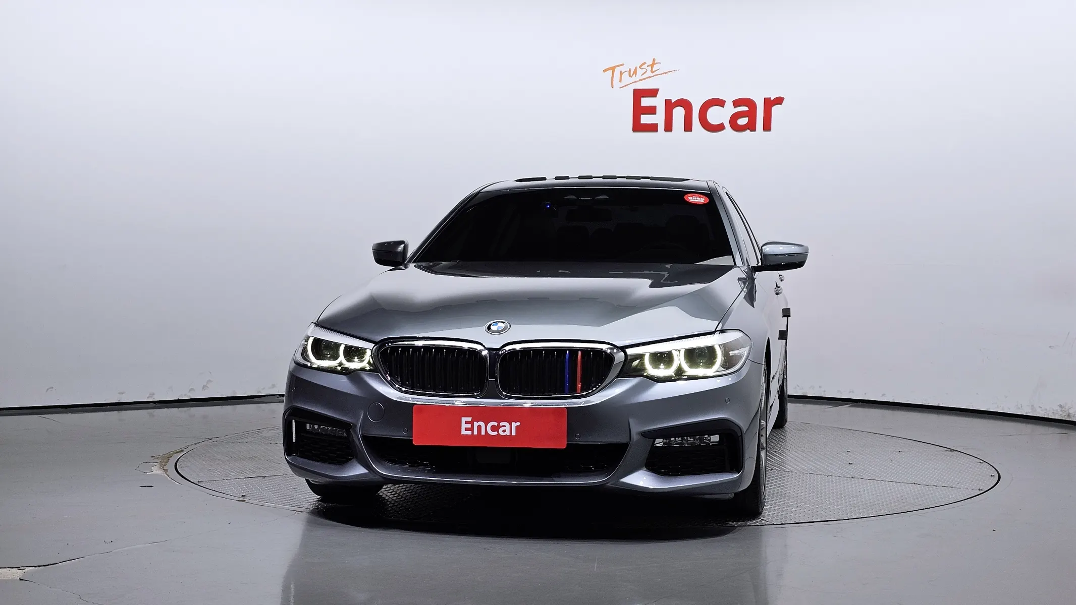 BMW 5 Series (G30) 520d M 2017 3/21