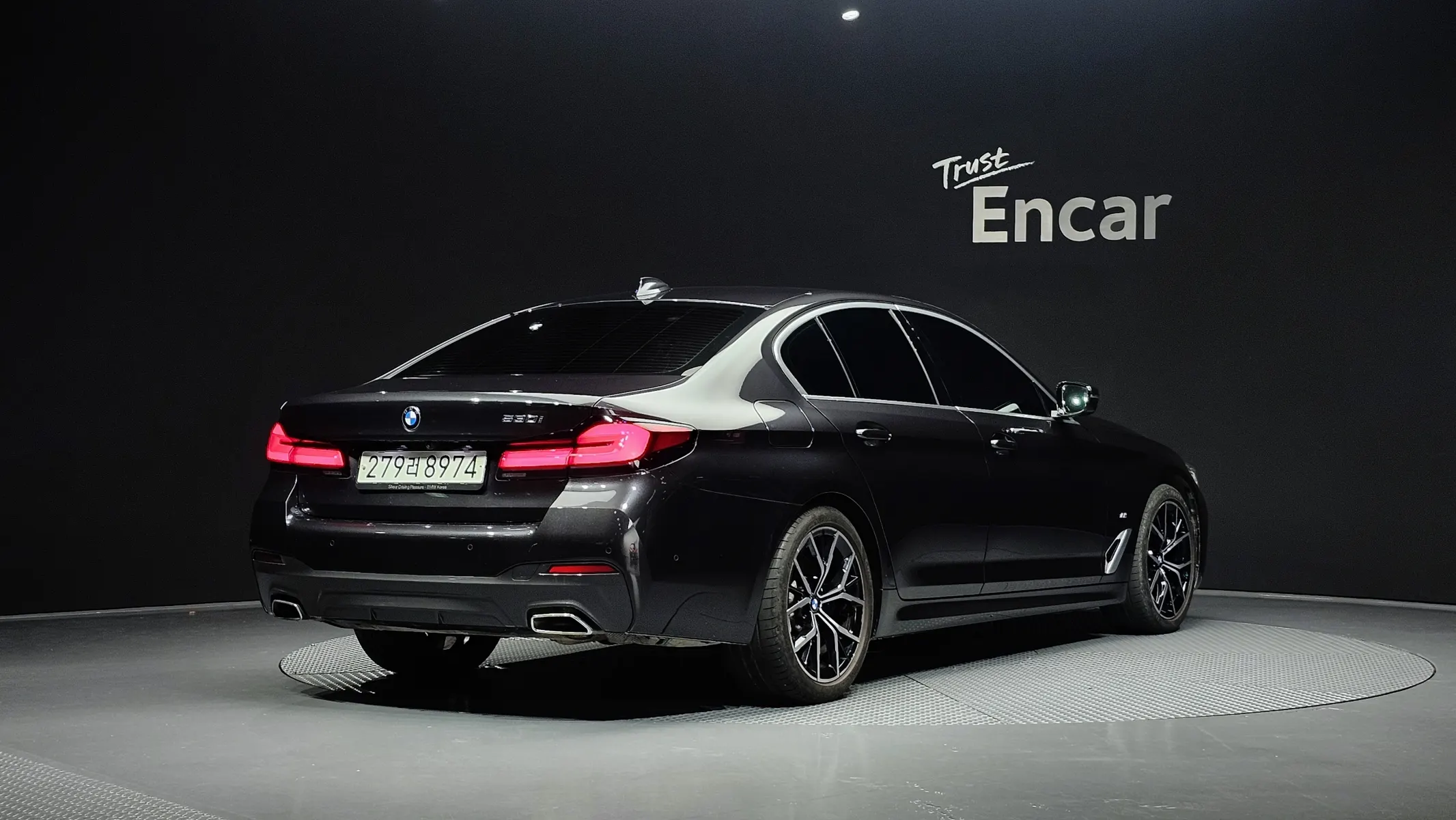 BMW 5 Series (G30) 530i M 2022 2/21