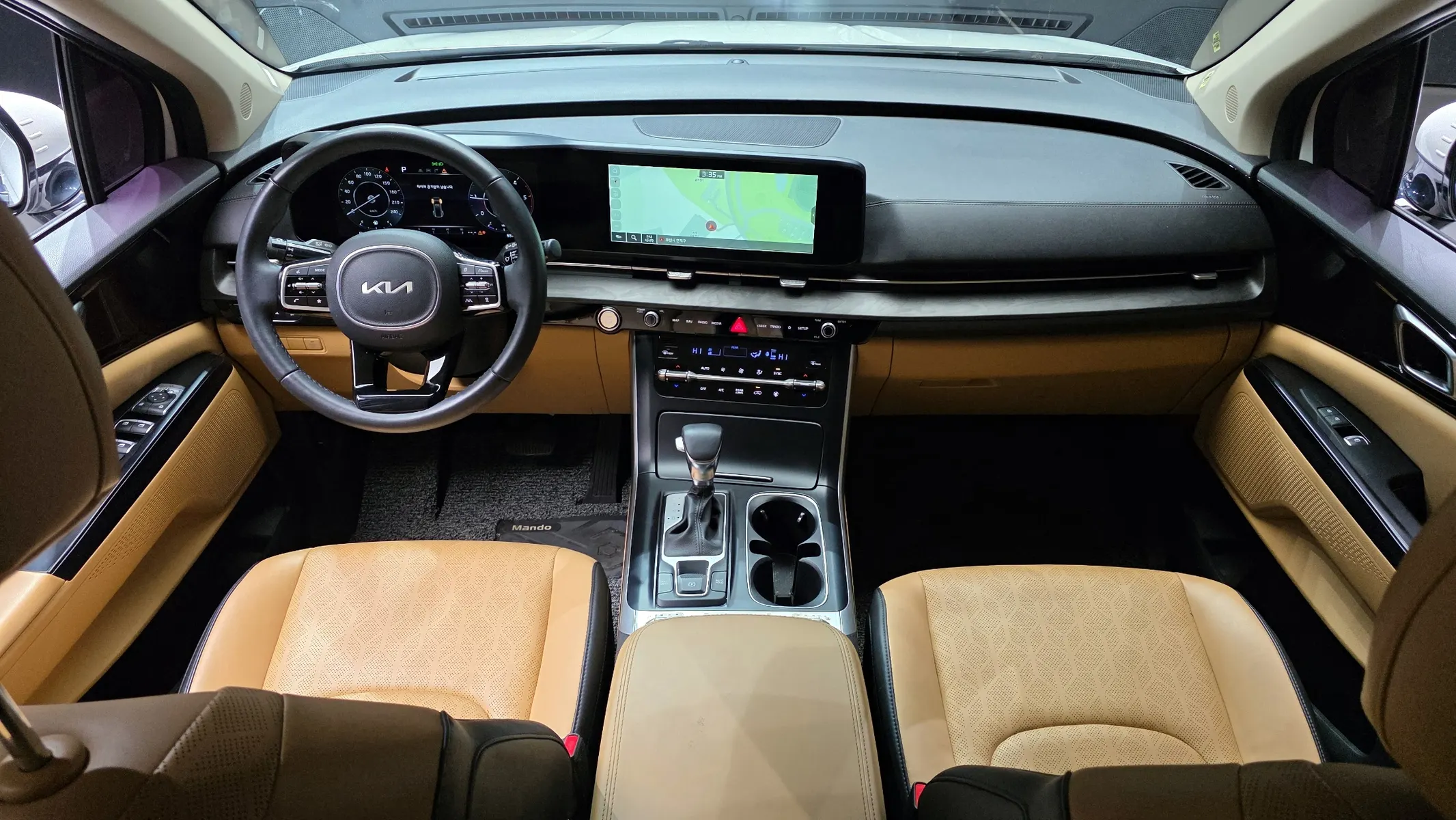 Kia Carnival 9 2022 4/5