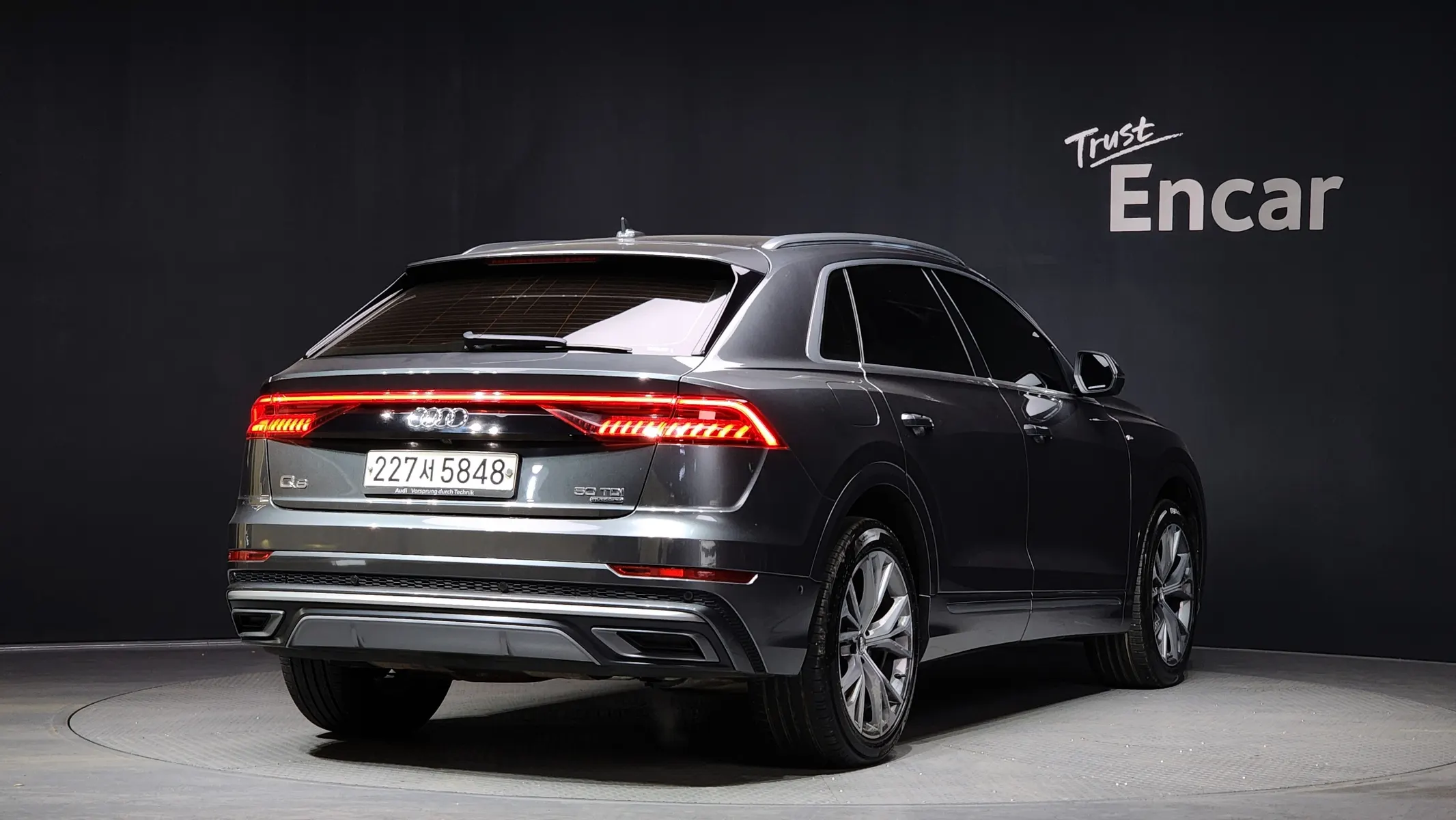 Audi Q8 (4M) 50 TDI 2020 2/21