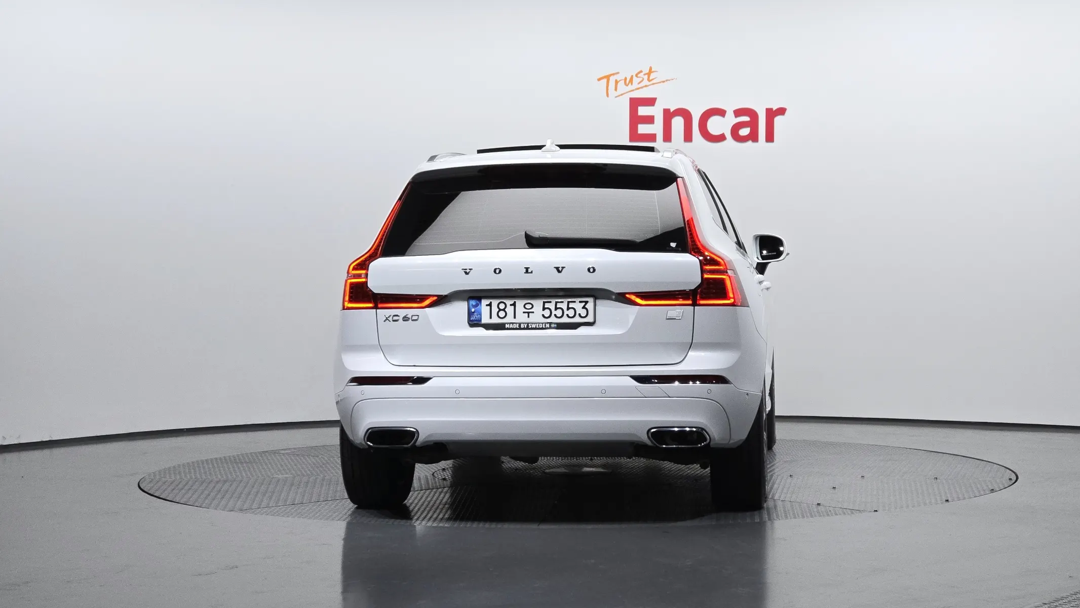Volvo XC60 2 T8 2021 3/5